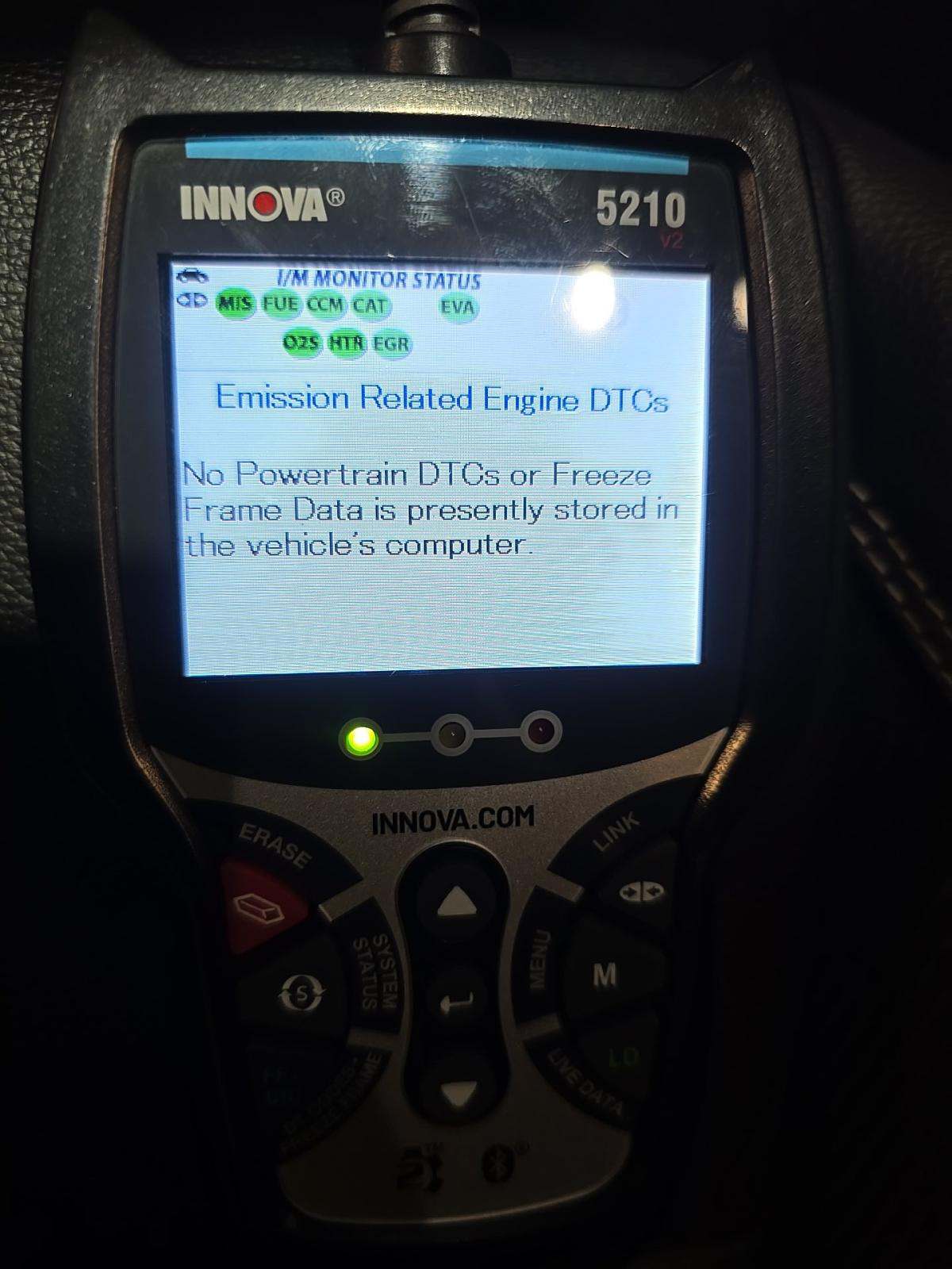 2025 Toyota Camry SE FWD