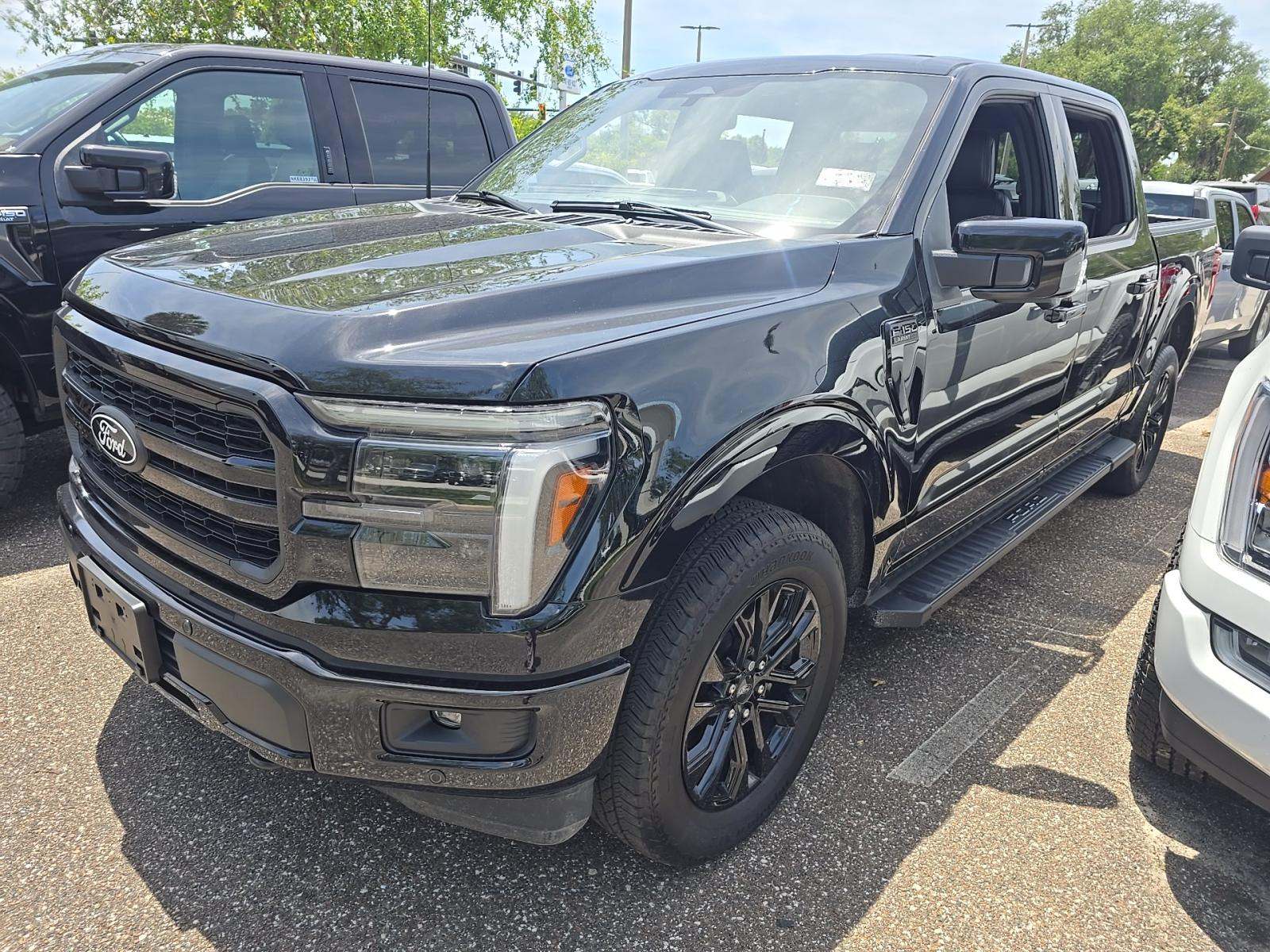 2025 Ford F-150 Lariat AWD