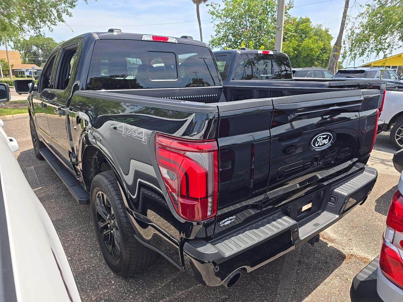 2025 Ford F-150 Lariat AWD