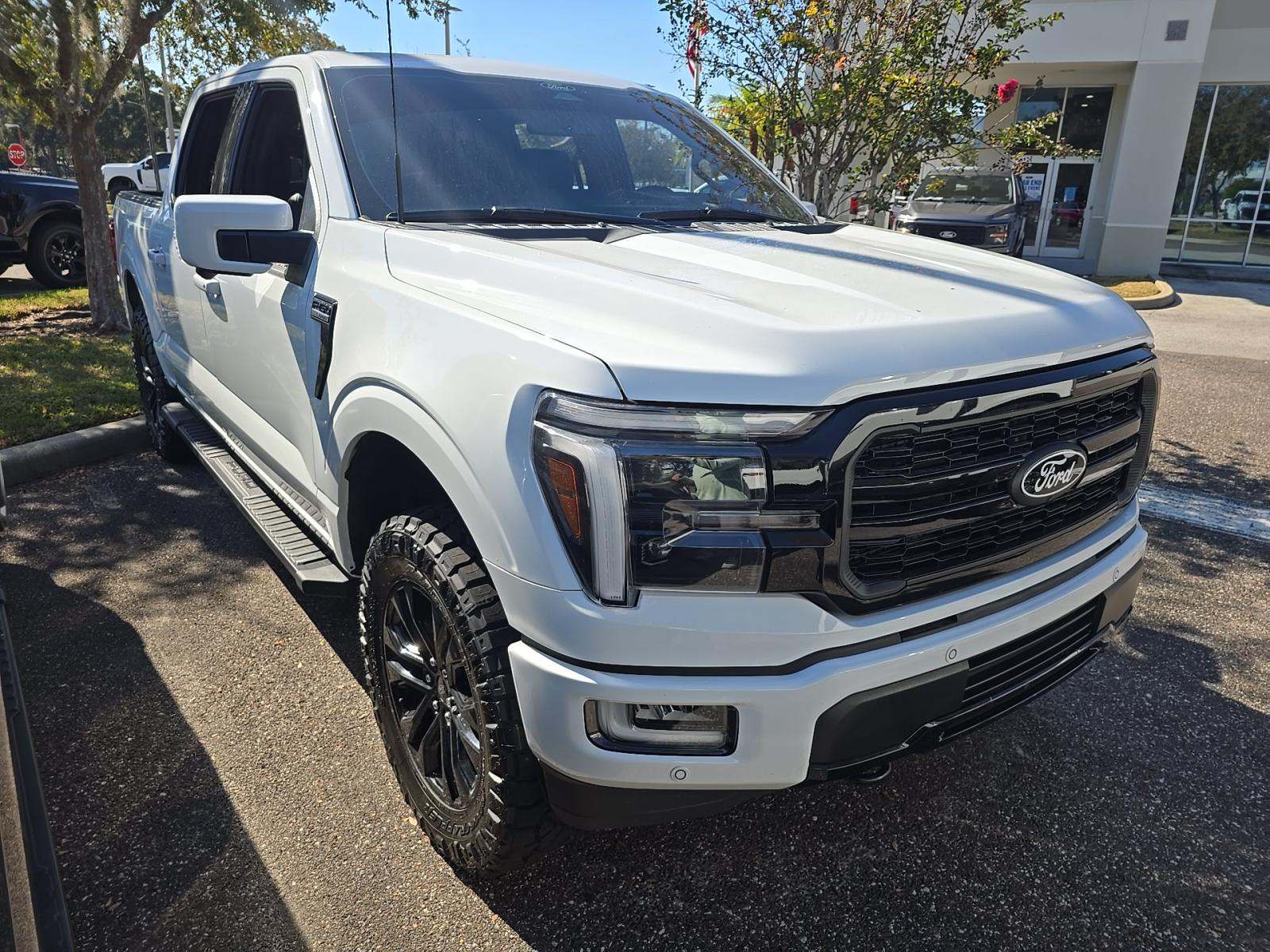2024 Ford F-150 Lariat AWD