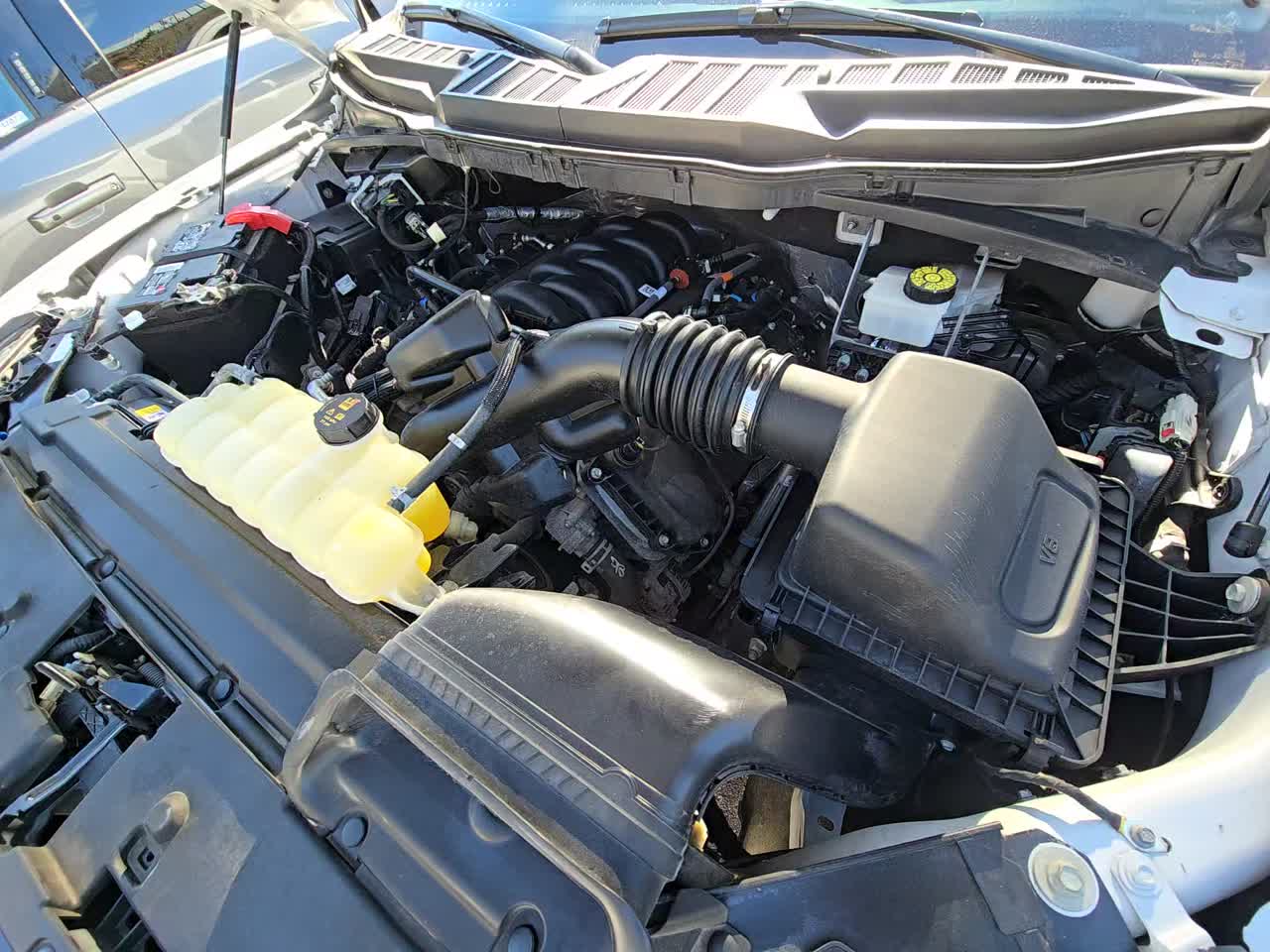 2024 Ford F-150 Lariat AWD