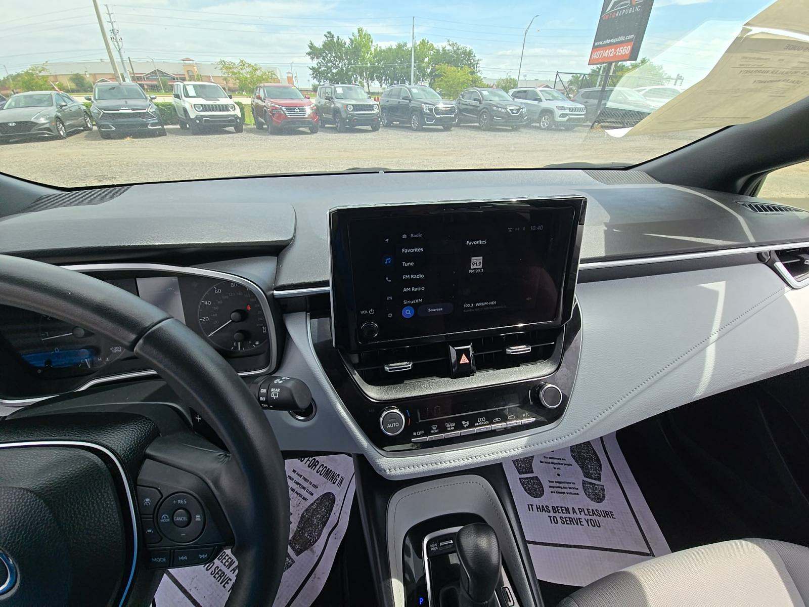 2024 Toyota Corolla SE FWD