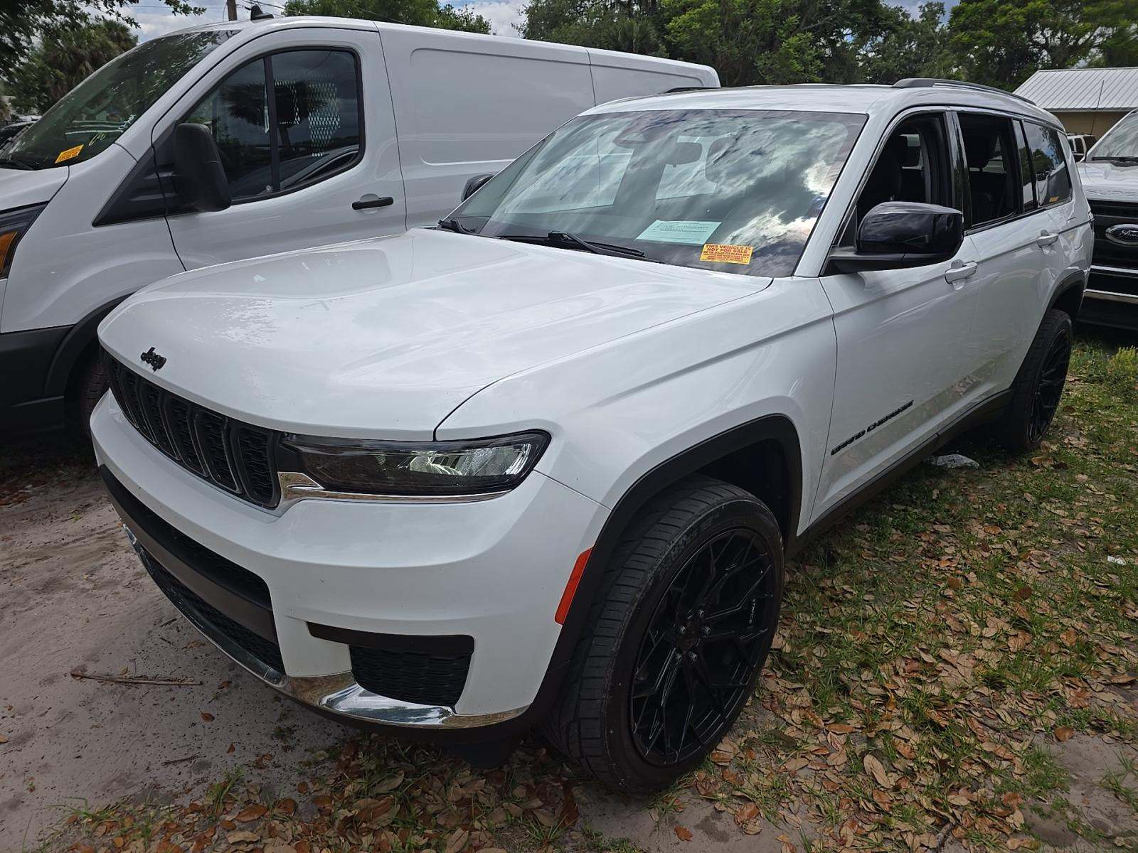 JEEP GRAND CHEROKEE - 1