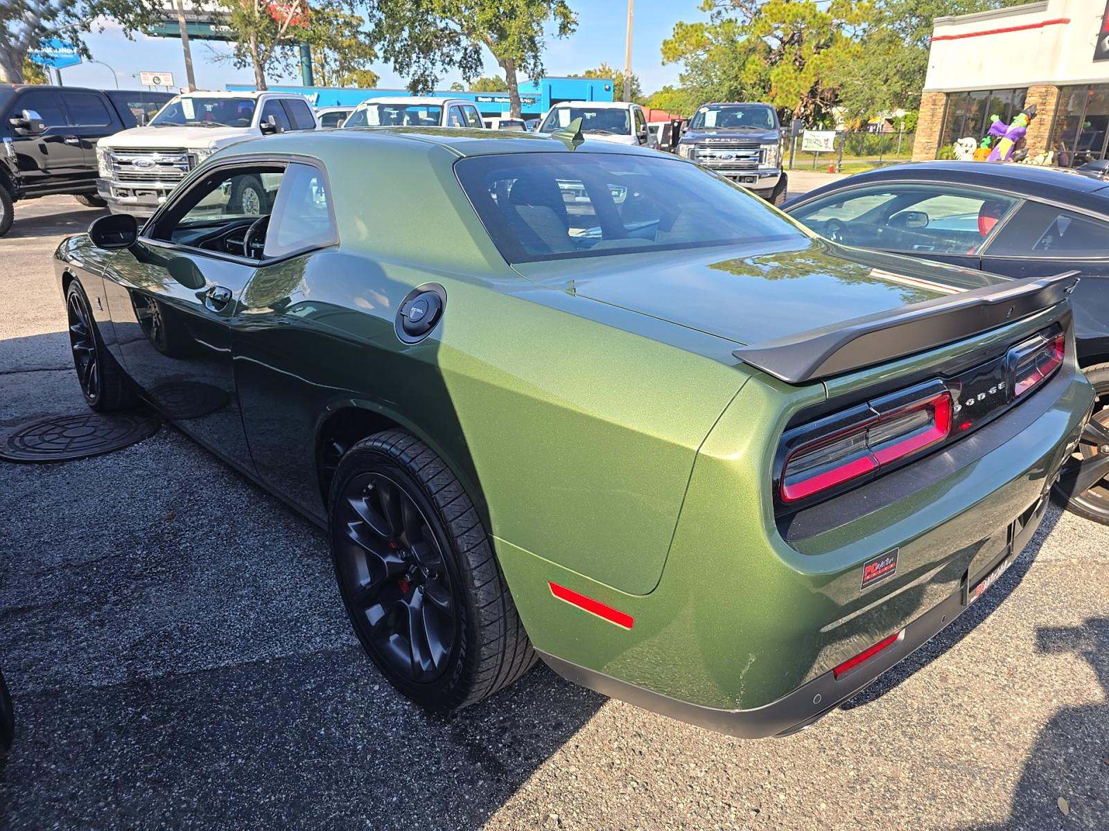 2022 Dodge Challenger R/T Scat Pack RWD