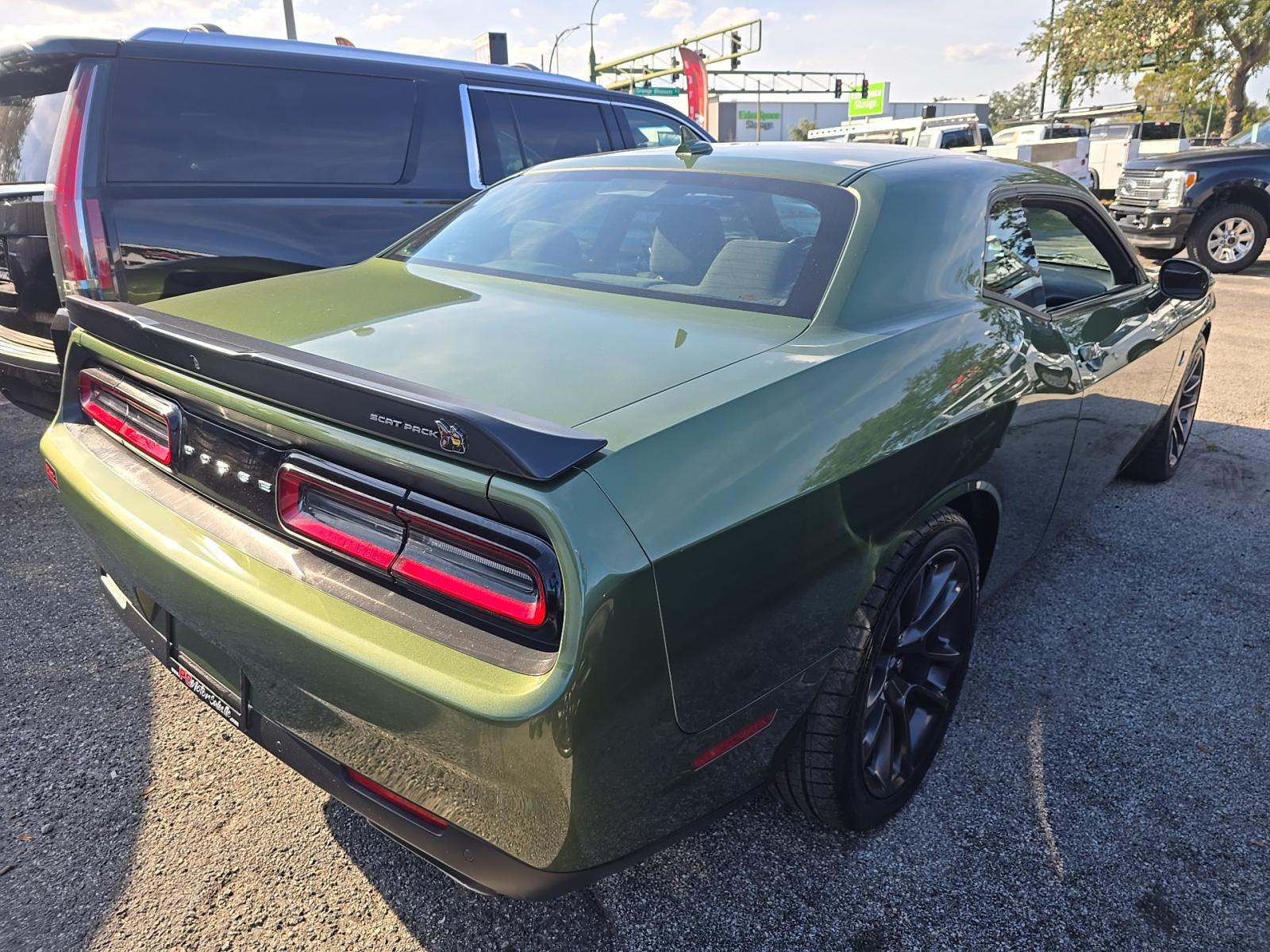2022 Dodge Challenger R/T Scat Pack RWD