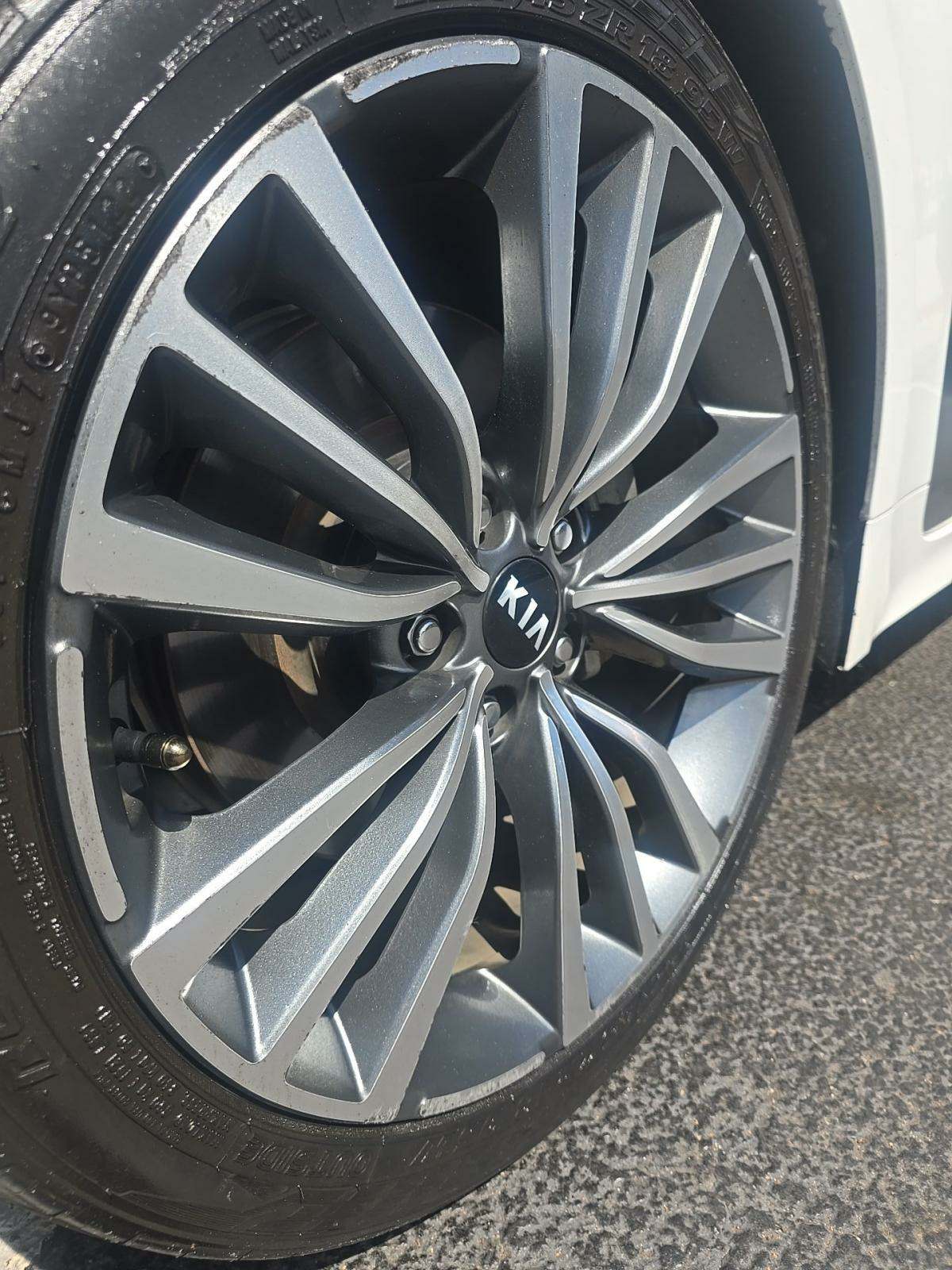 2019 Kia Stinger Base RWD