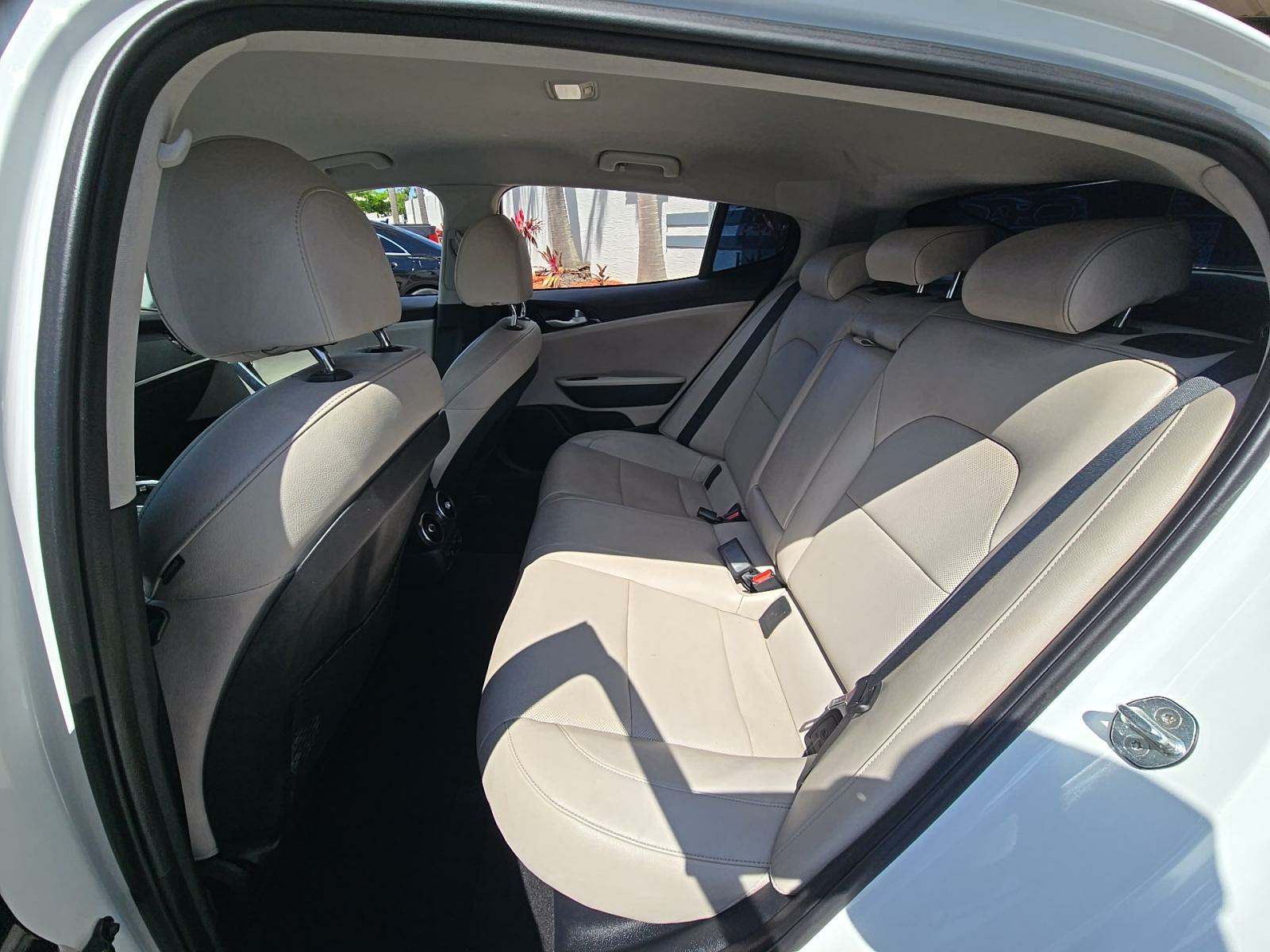 2019 Kia Stinger Base RWD