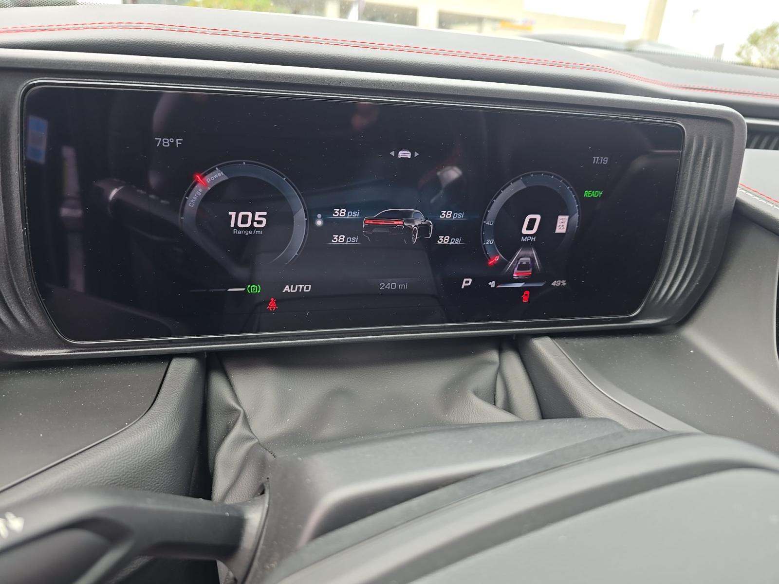 DODGE CHALLENGER - 9