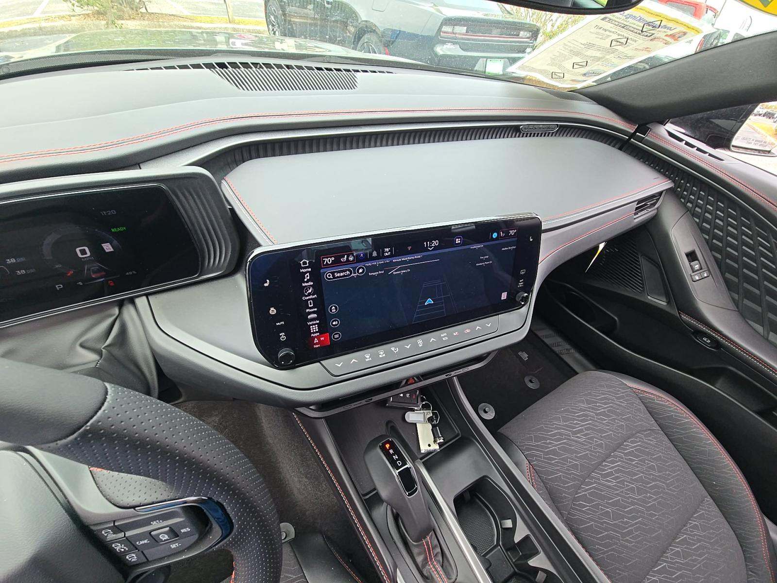 DODGE CHALLENGER - 10