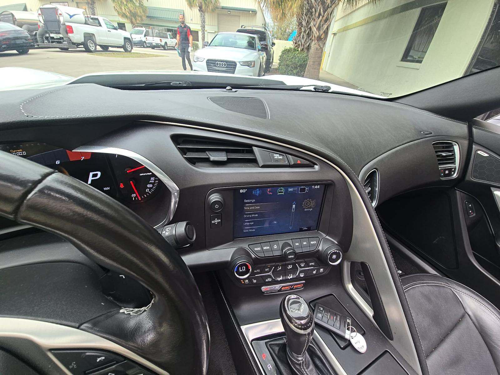 CHEVROLET CORVETTE - 10