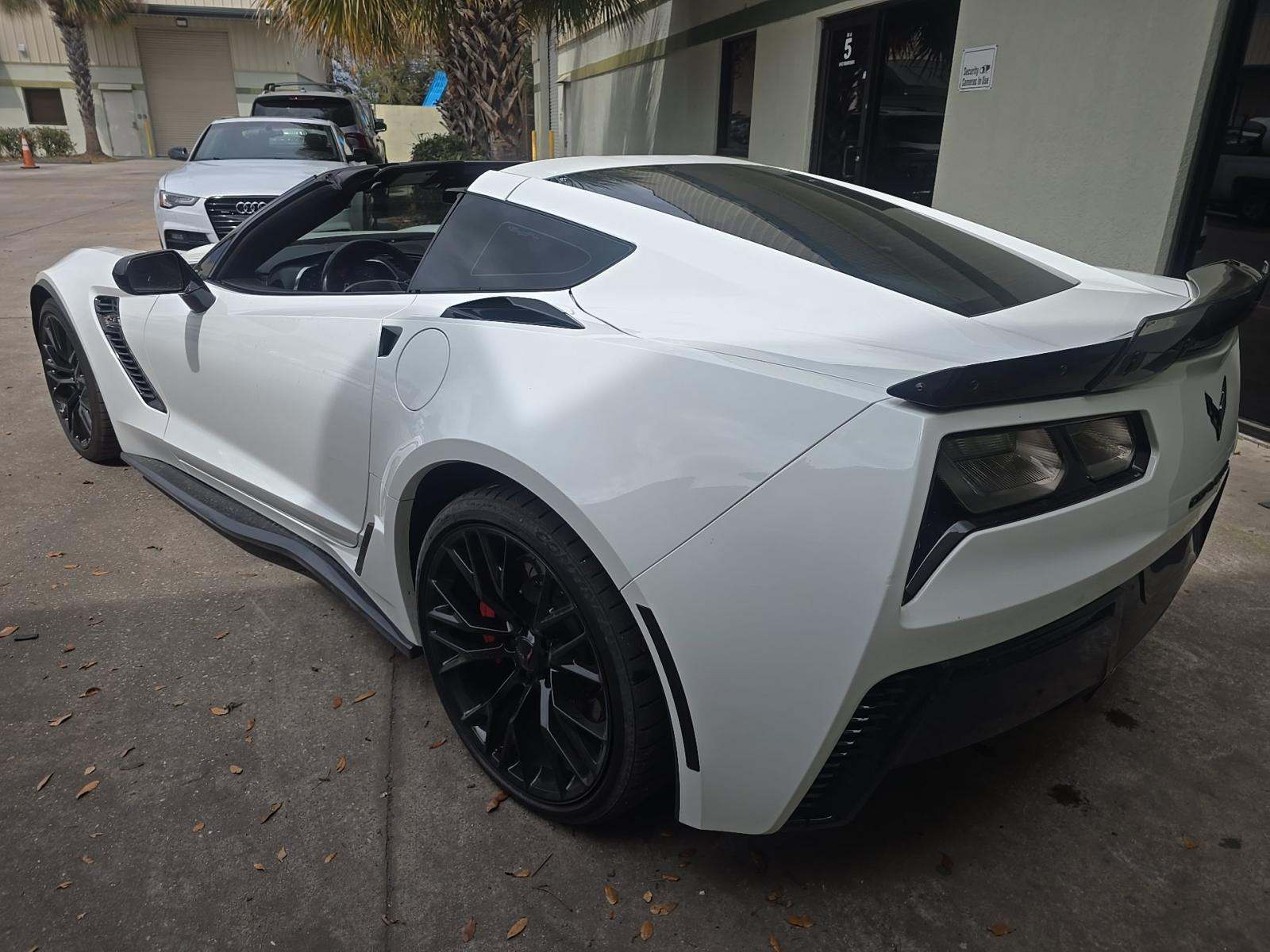 CHEVROLET CORVETTE - 2