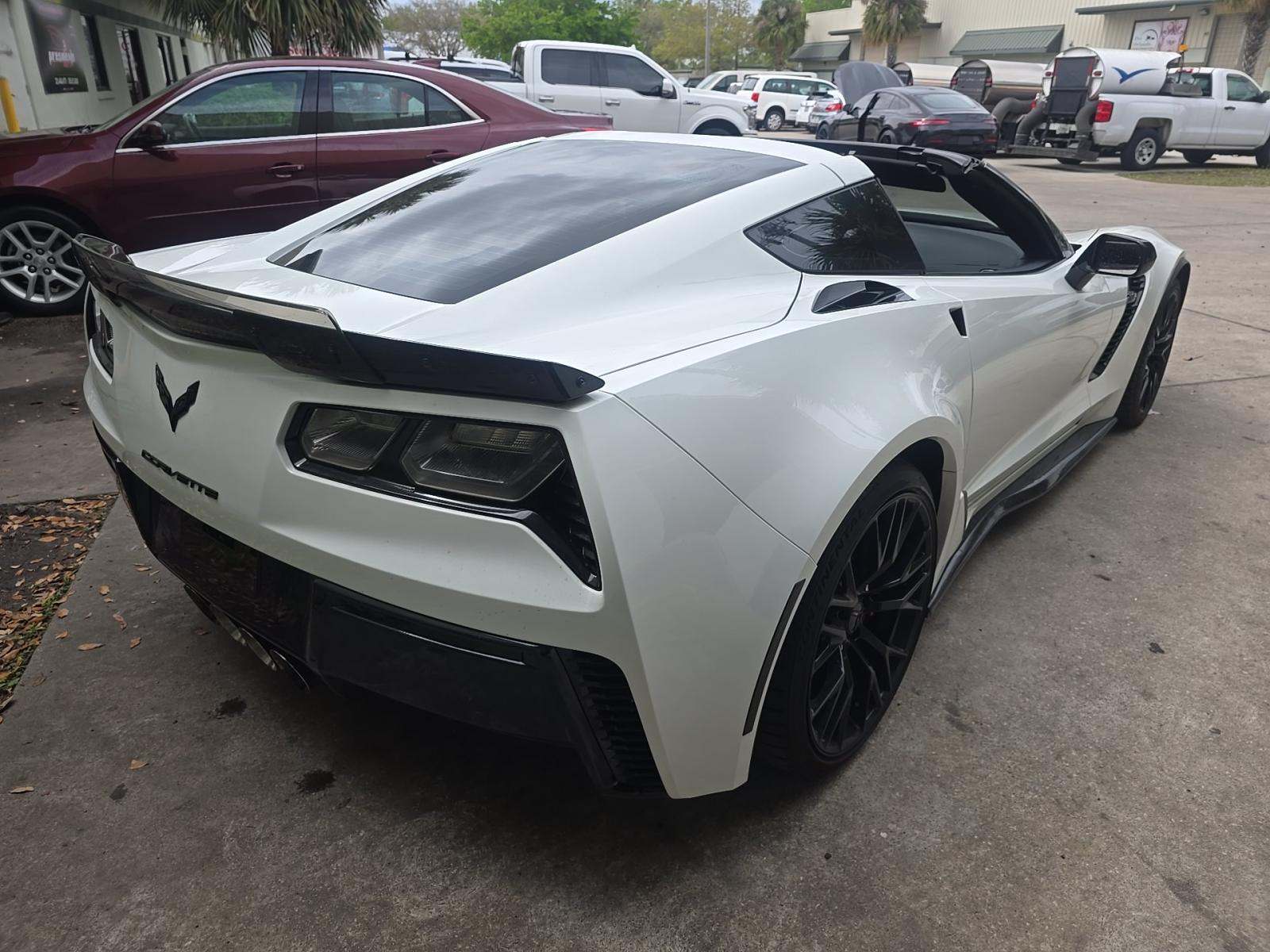 CHEVROLET CORVETTE - 3