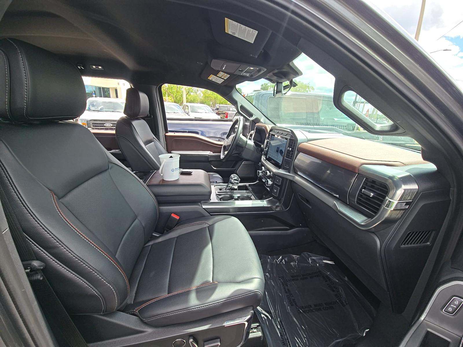 2023 Ford F-150 Lariat AWD