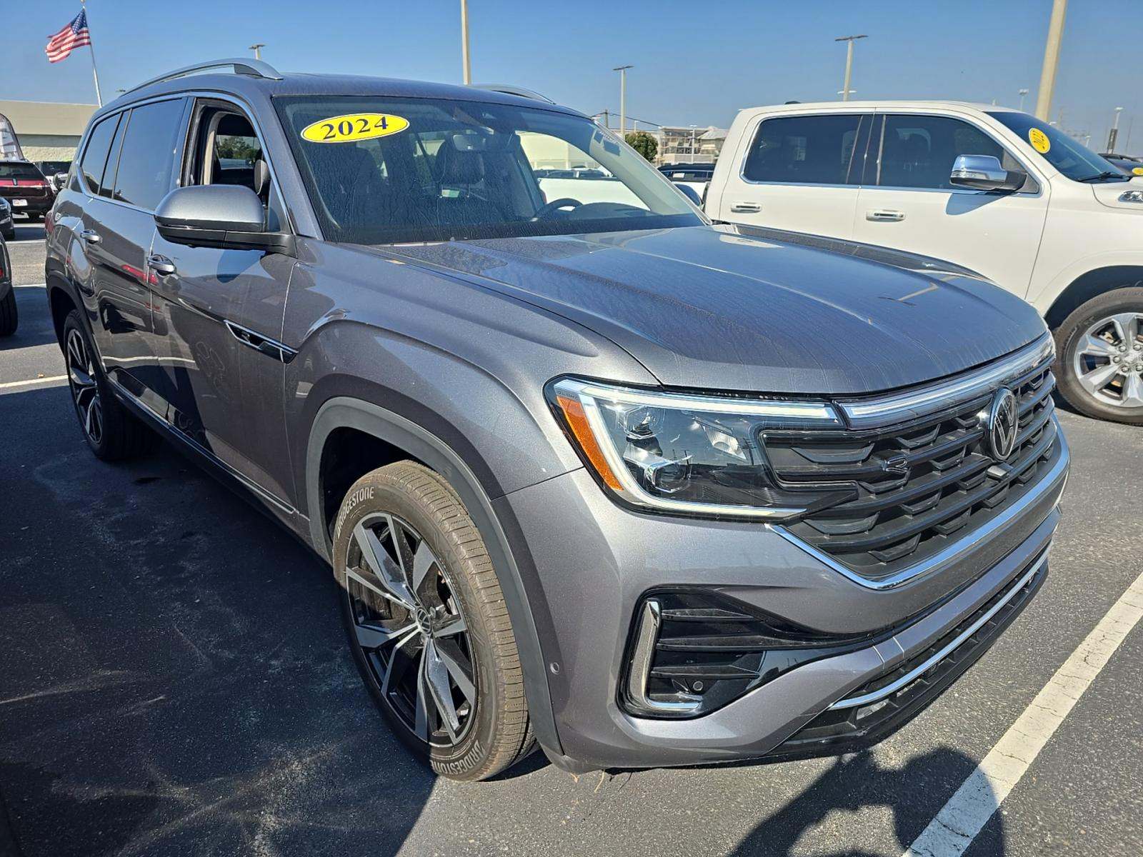 2024 Volkswagen Atlas 2.0T SEL Premium R-Line AWD