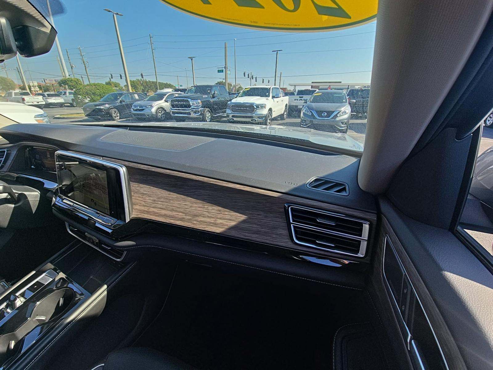 2024 Volkswagen Atlas 2.0T SEL Premium R-Line AWD