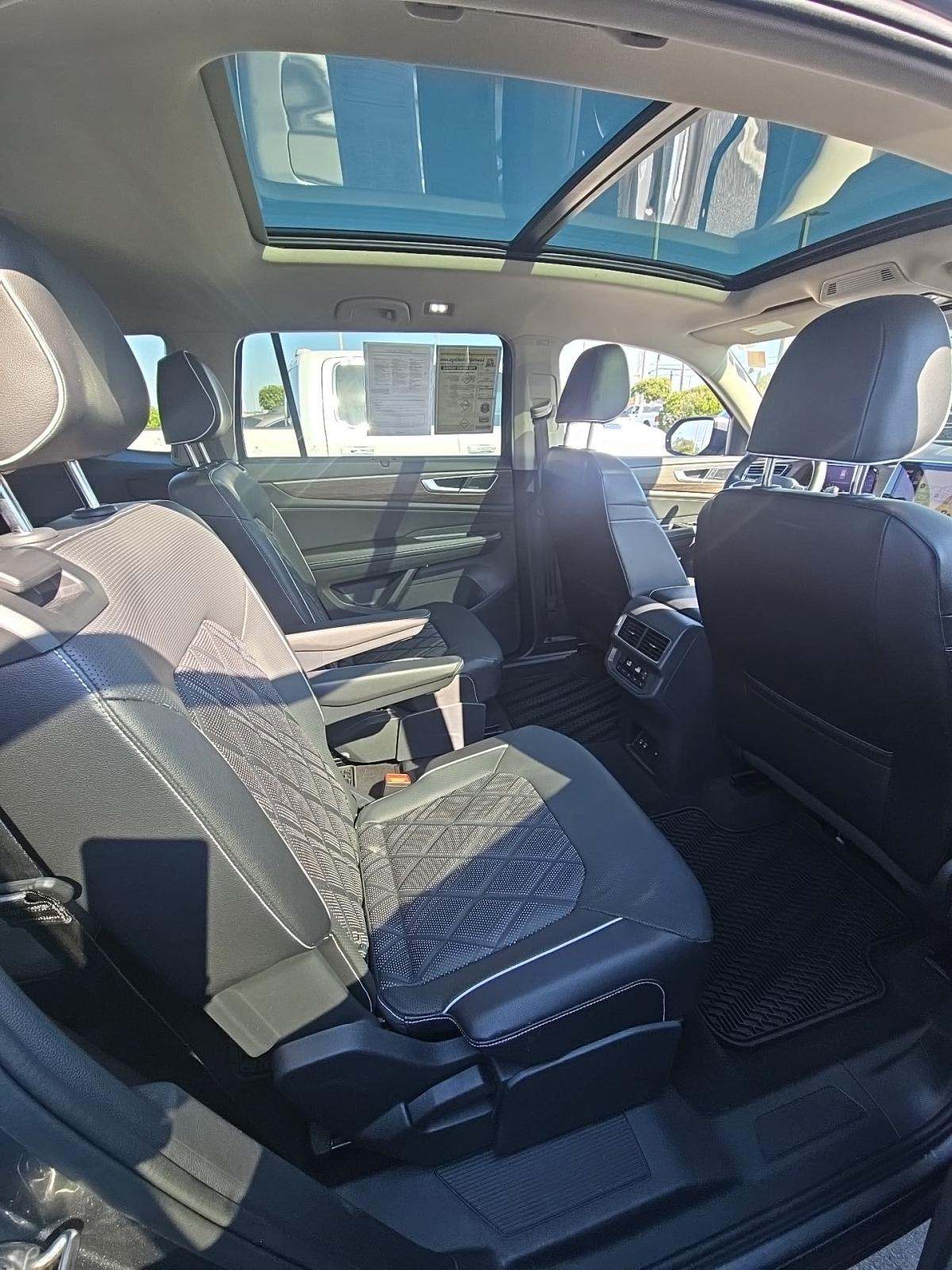 2024 Volkswagen Atlas 2.0T SEL Premium R-Line AWD