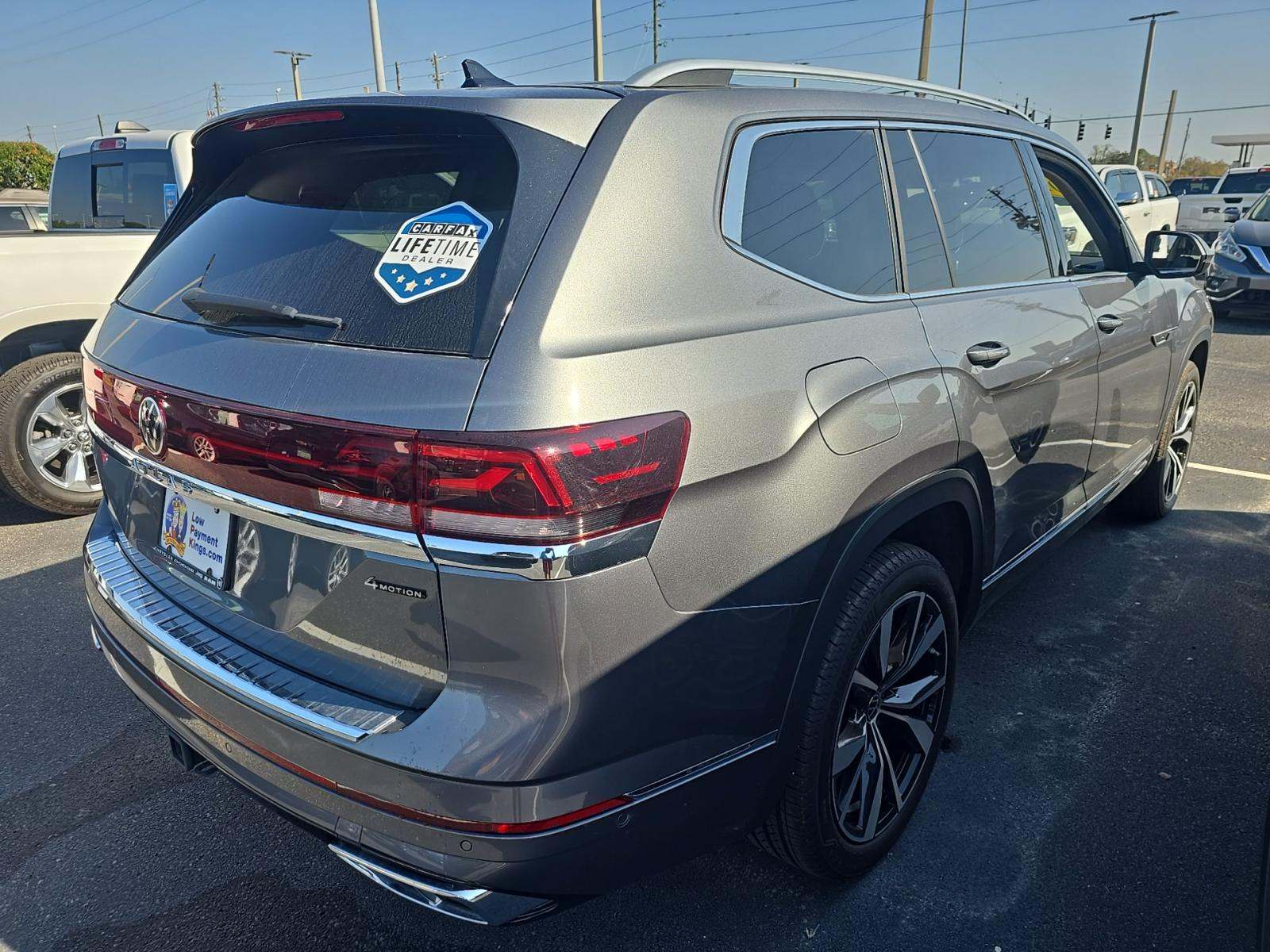 2024 Volkswagen Atlas 2.0T SEL Premium R-Line AWD