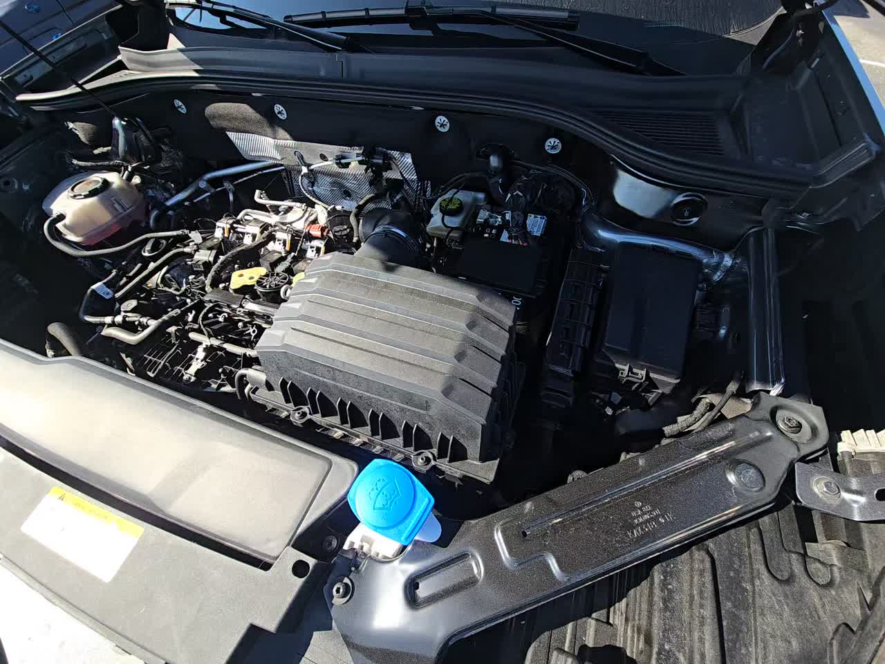 2024 Volkswagen Atlas 2.0T SEL Premium R-Line AWD