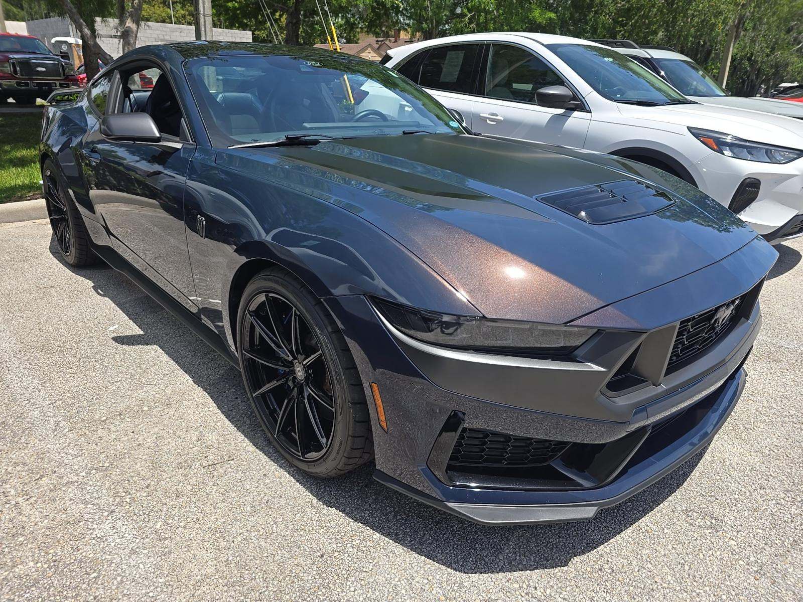FORD MUSTANG - 4