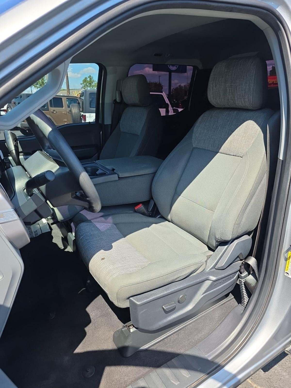 2023 Ford F-150 XLT RWD