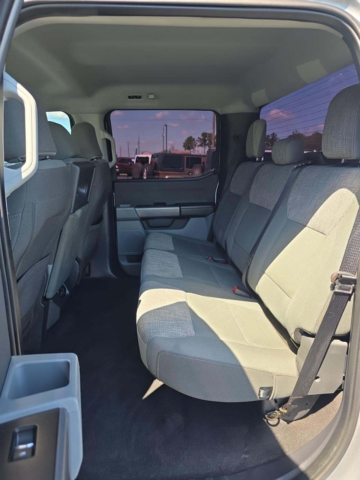 2023 Ford F-150 XLT RWD