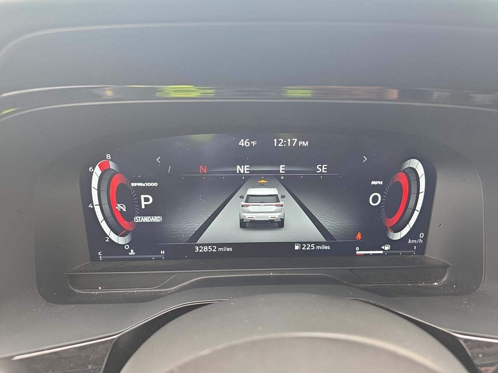 2024 Nissan Pathfinder Platinum FWD