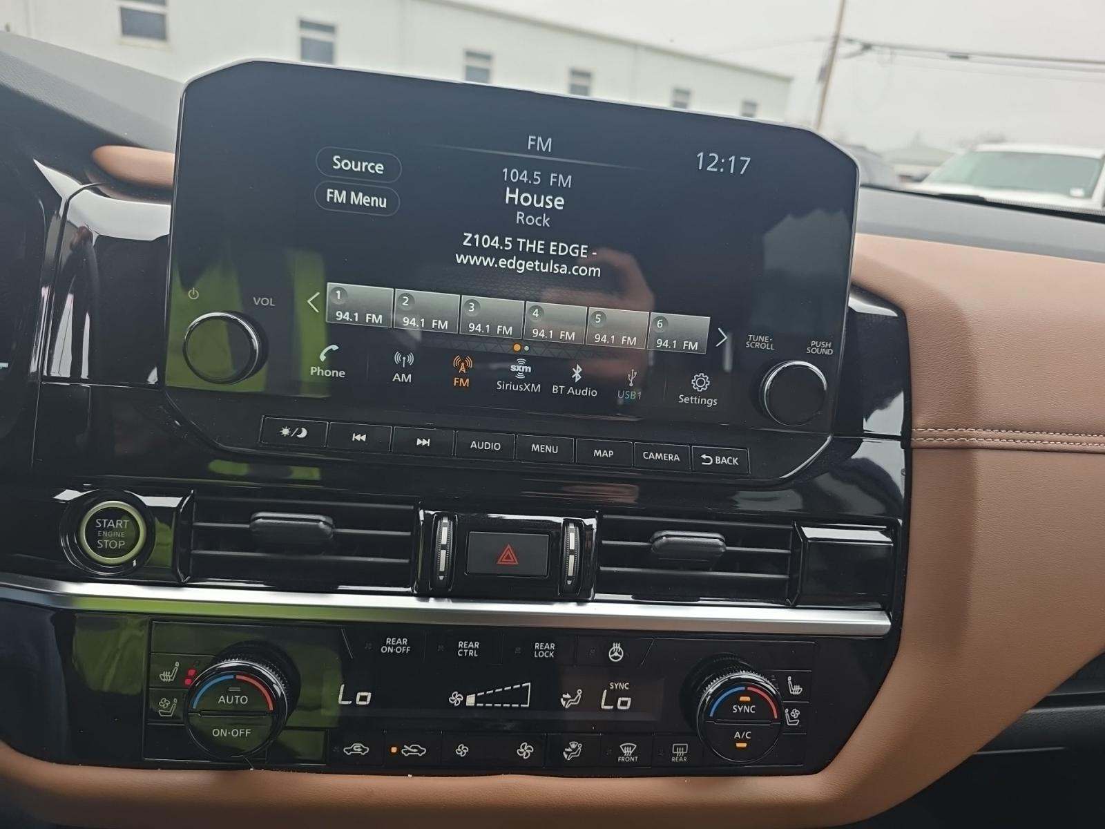 2024 Nissan Pathfinder Platinum FWD