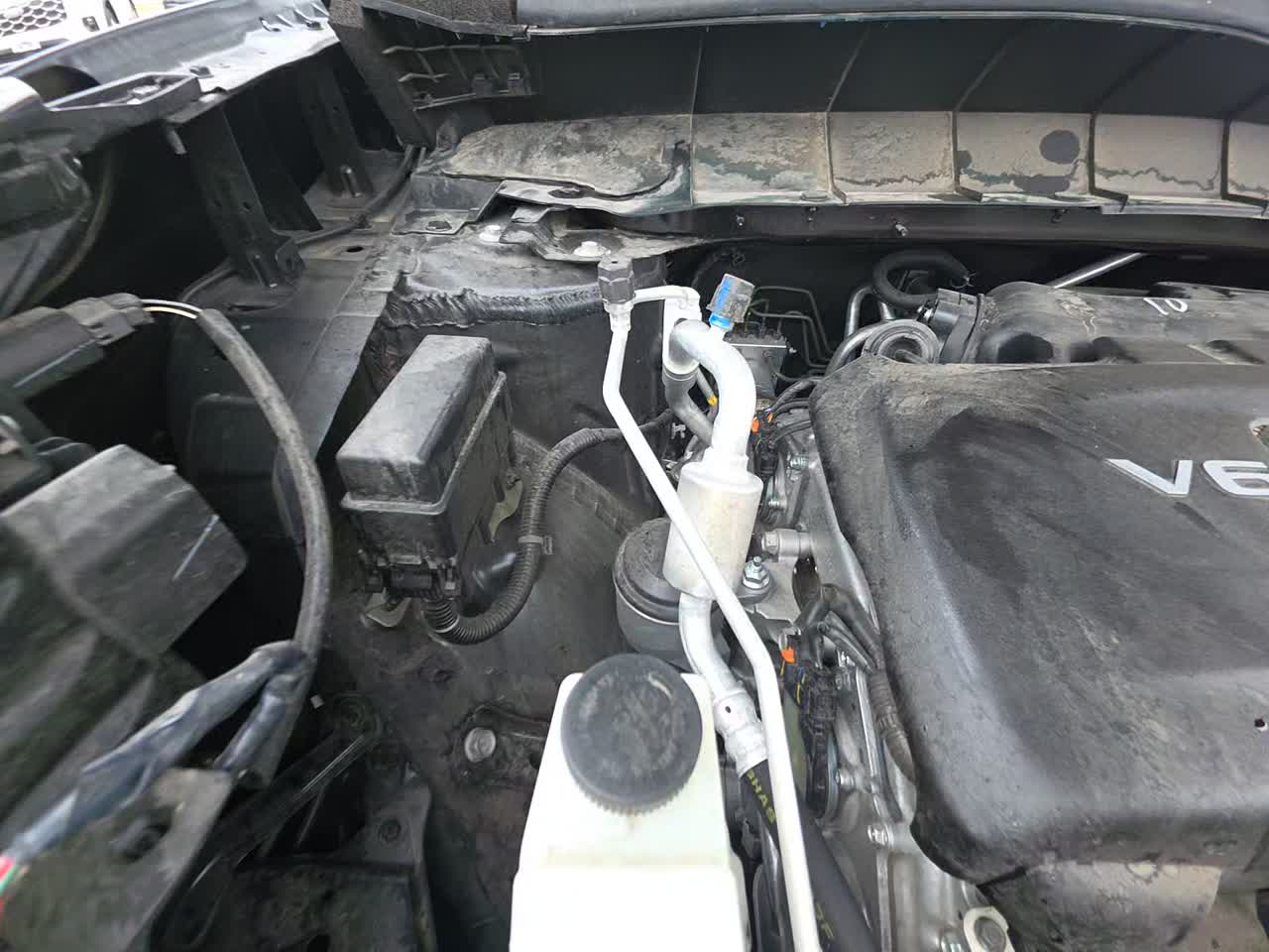 2024 Nissan Pathfinder Platinum FWD