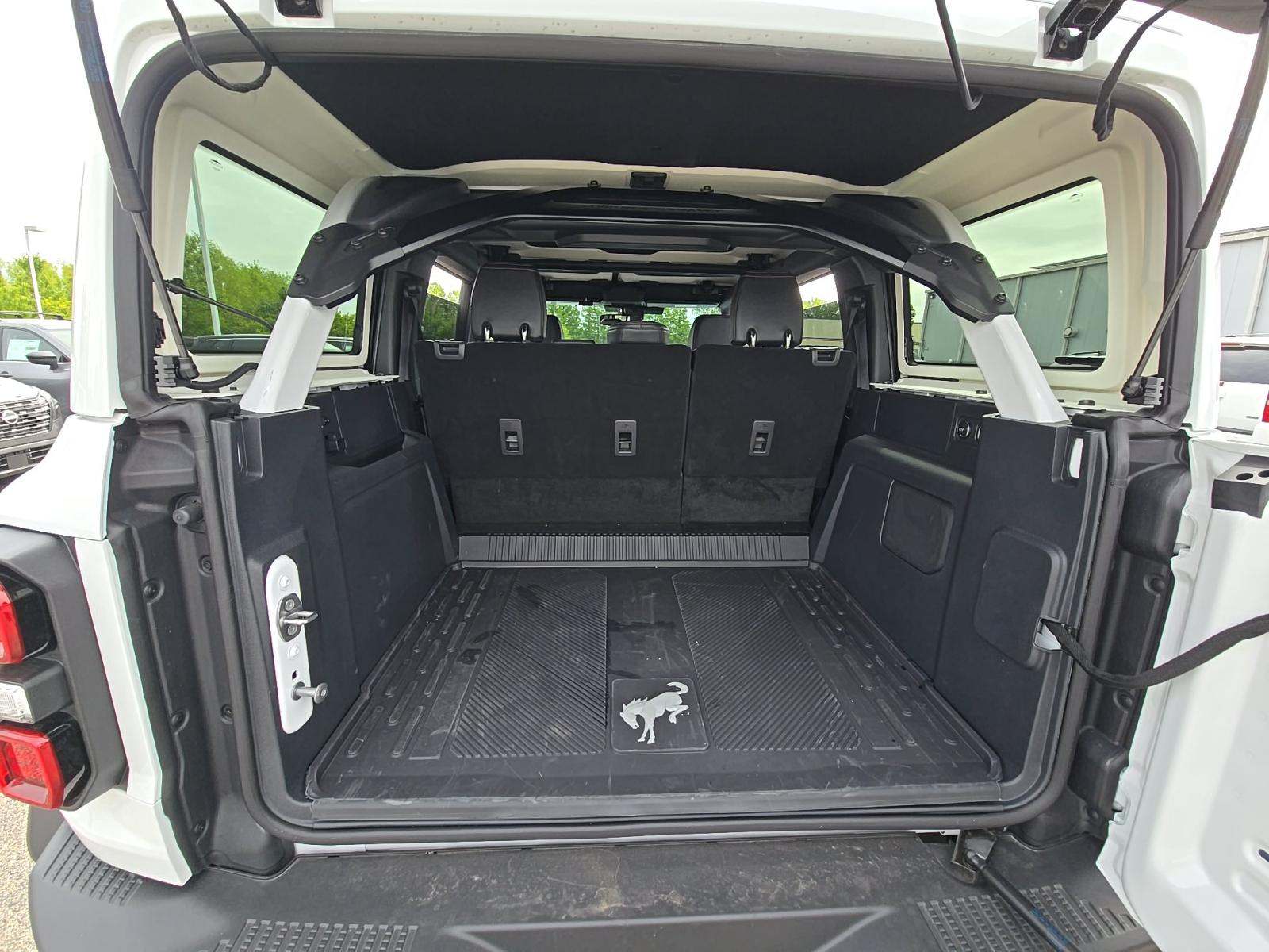 FORD BRONCO - 10