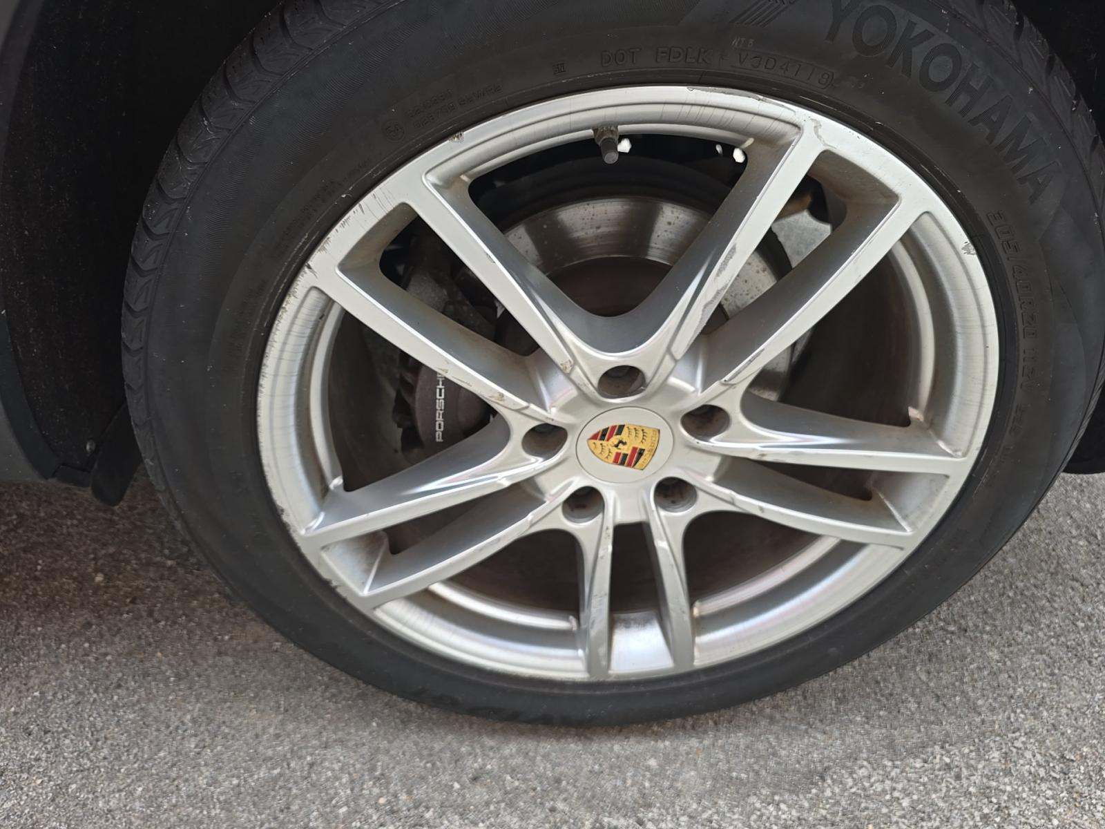 2019 Porsche Cayenne Base AWD