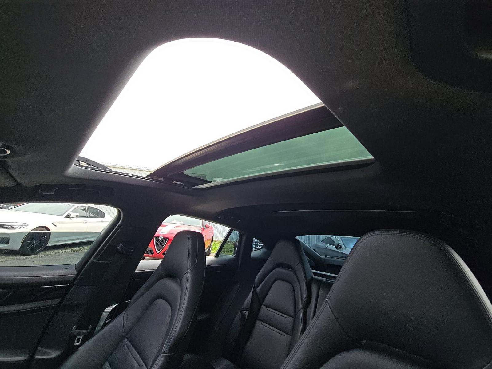 2018 Porsche Panamera 4 AWD