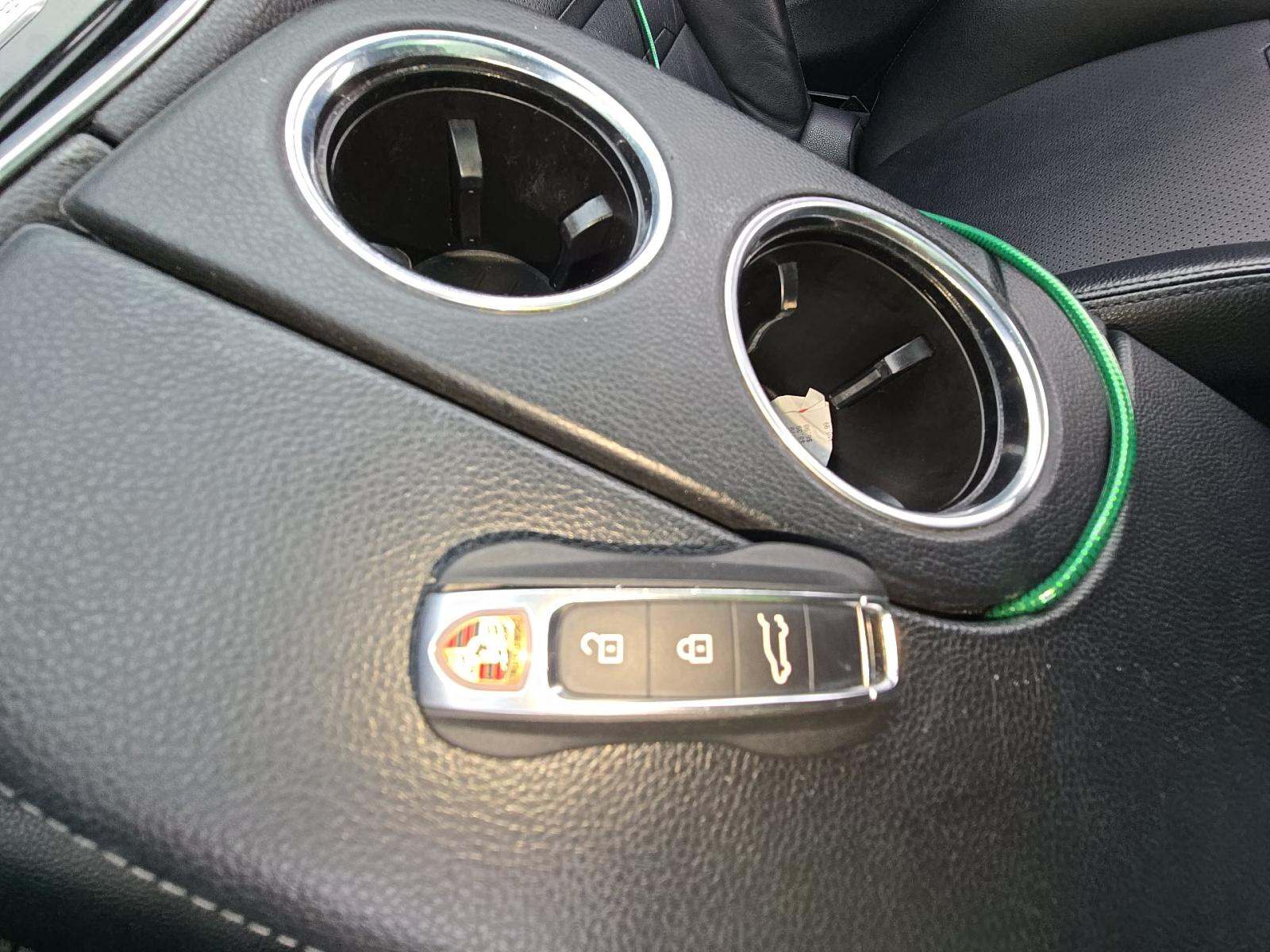 2018 Porsche Panamera 4 AWD