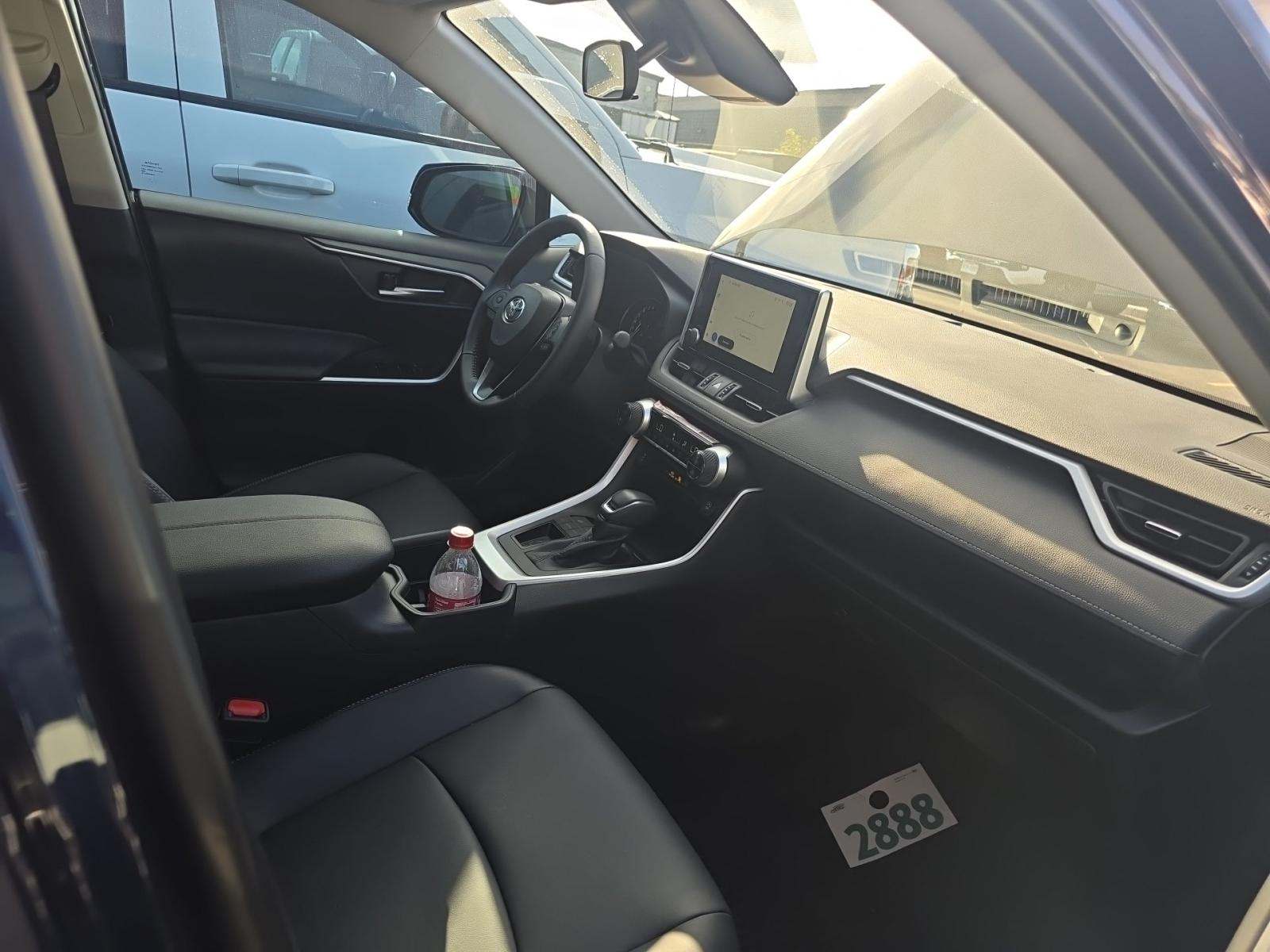 2025 Toyota RAV4 XLE Premium FWD