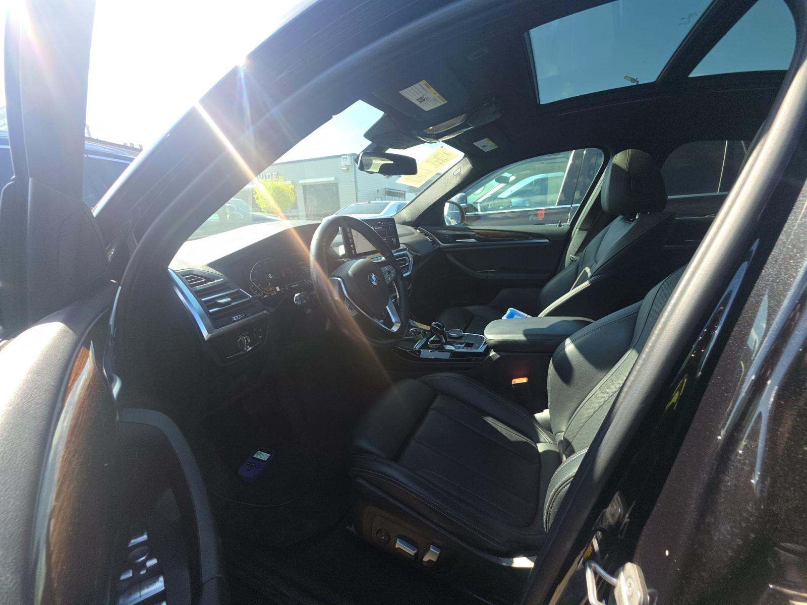 2022 BMW X4 xDrive30i AWD