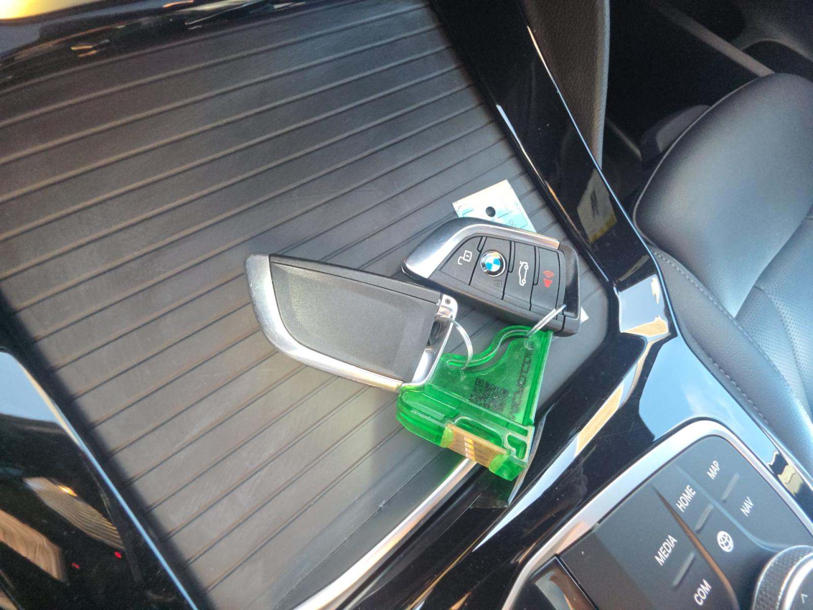 2022 BMW X4 xDrive30i AWD