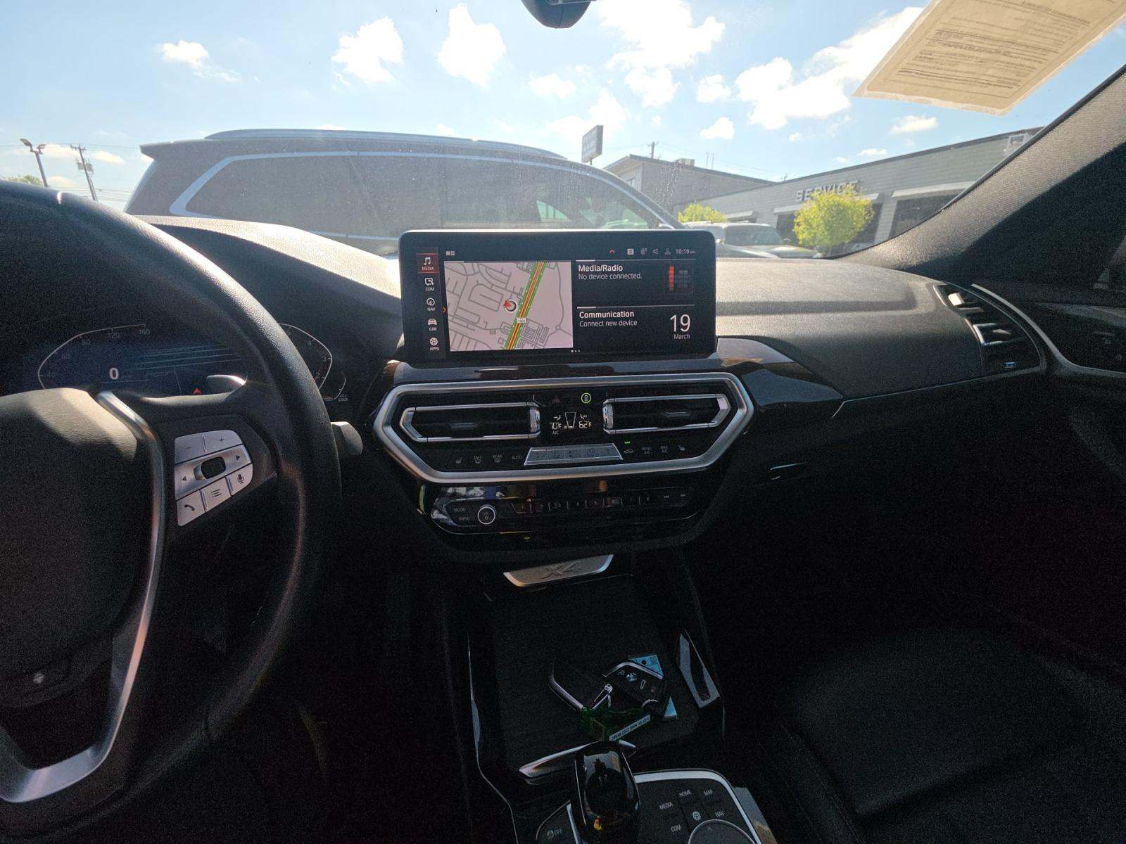 2022 BMW X4 xDrive30i AWD