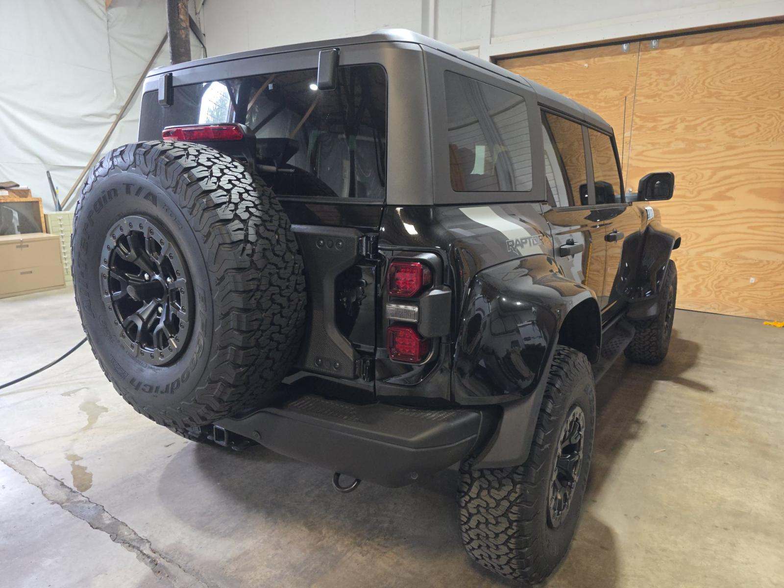 FORD BRONCO - 3
