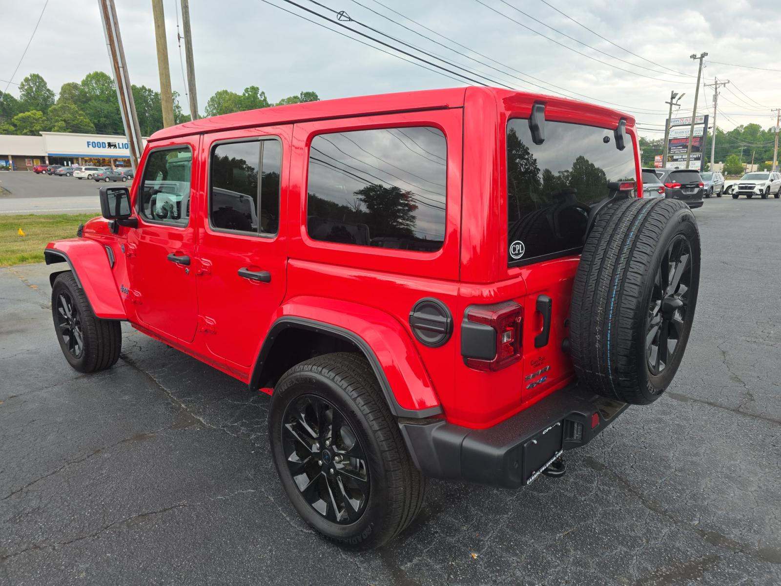 2025 Jeep Wrangler 4xe Sahara AWD