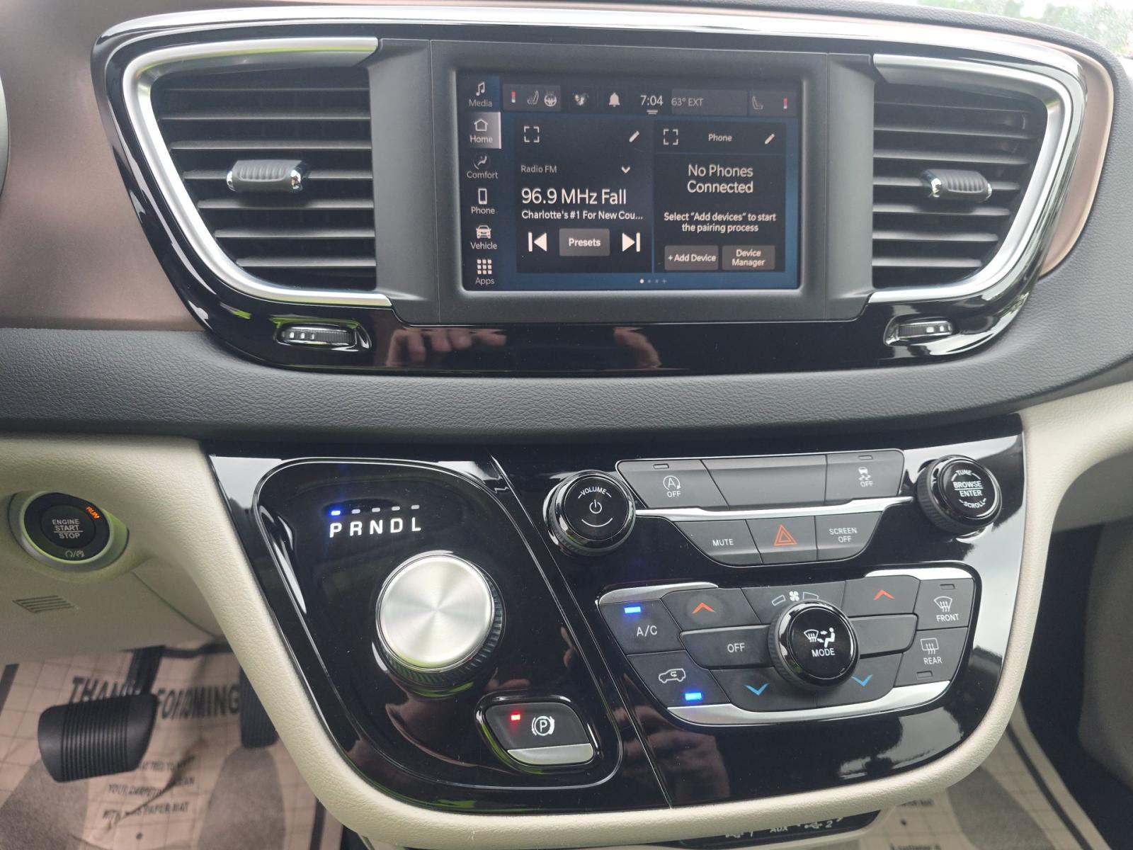CHRYSLER VOYAGER - 10