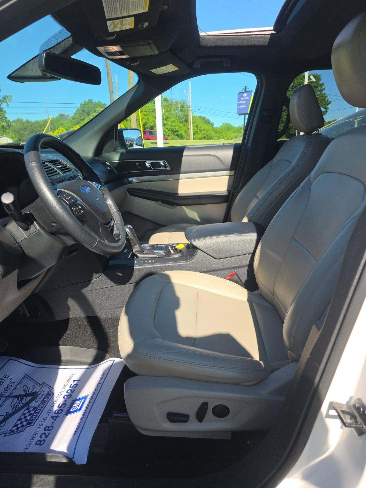 FORD EXPLORER - 6