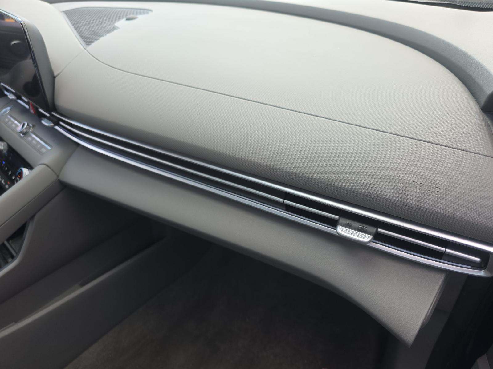 2025 Hyundai Elantra SEL Convenience FWD