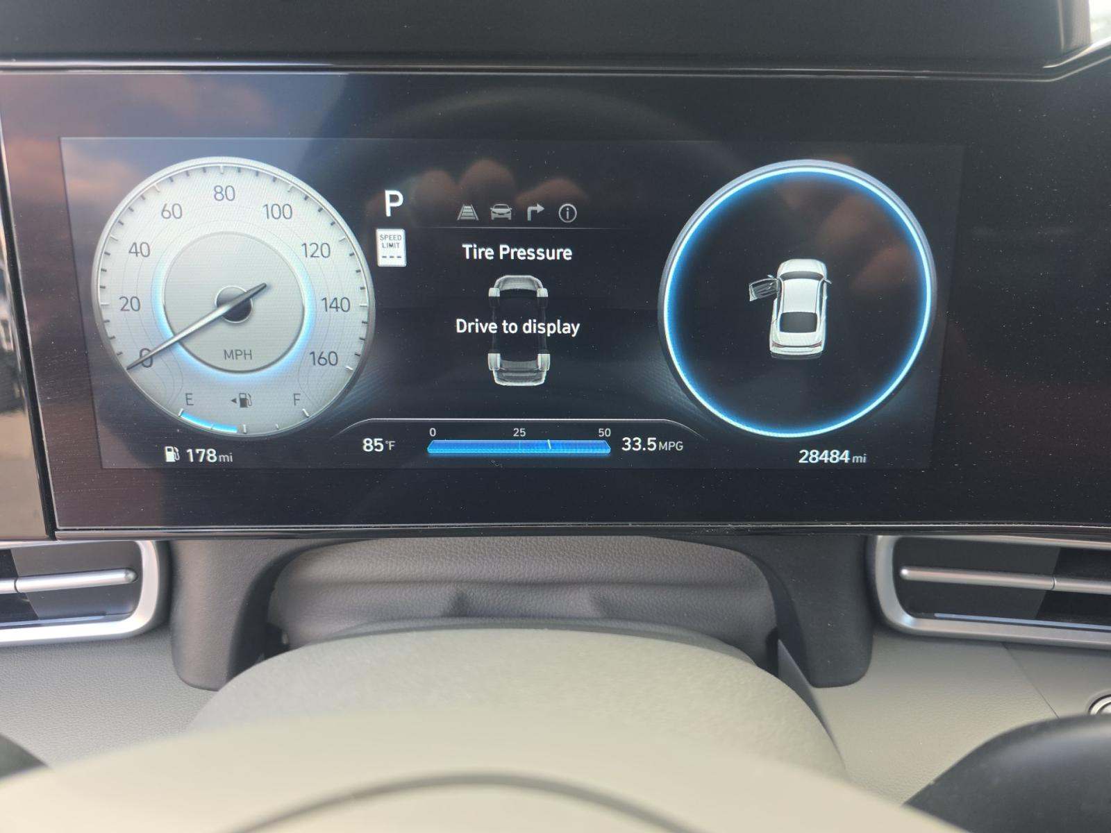 2025 Hyundai Elantra SEL Convenience FWD