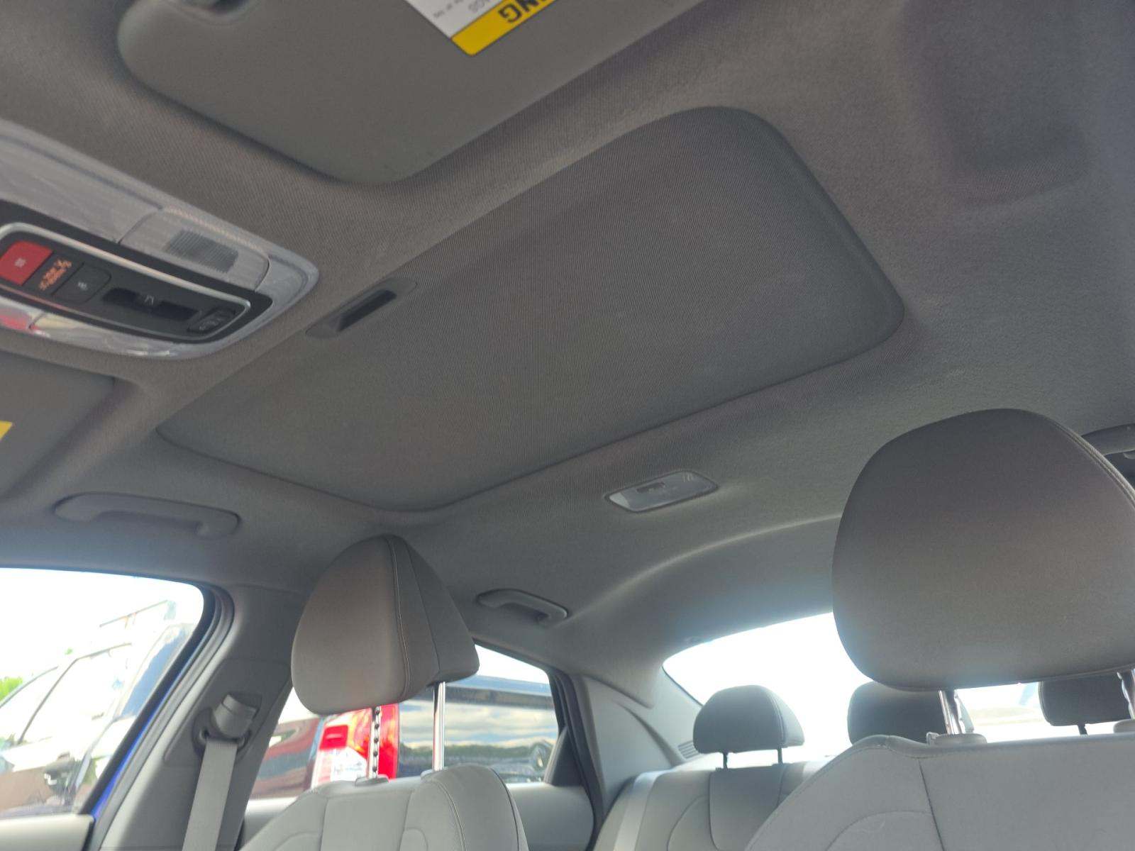 2025 Hyundai Elantra SEL Convenience FWD