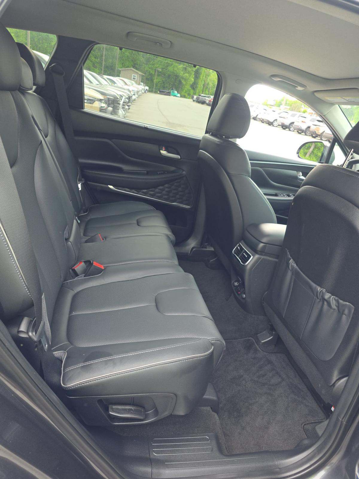 2022 Hyundai Santa Fe Limited FWD
