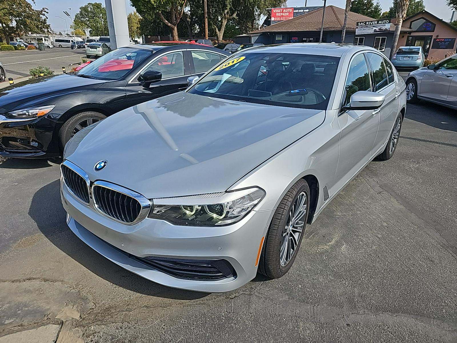 2017 BMW 5 Series 530i RWD