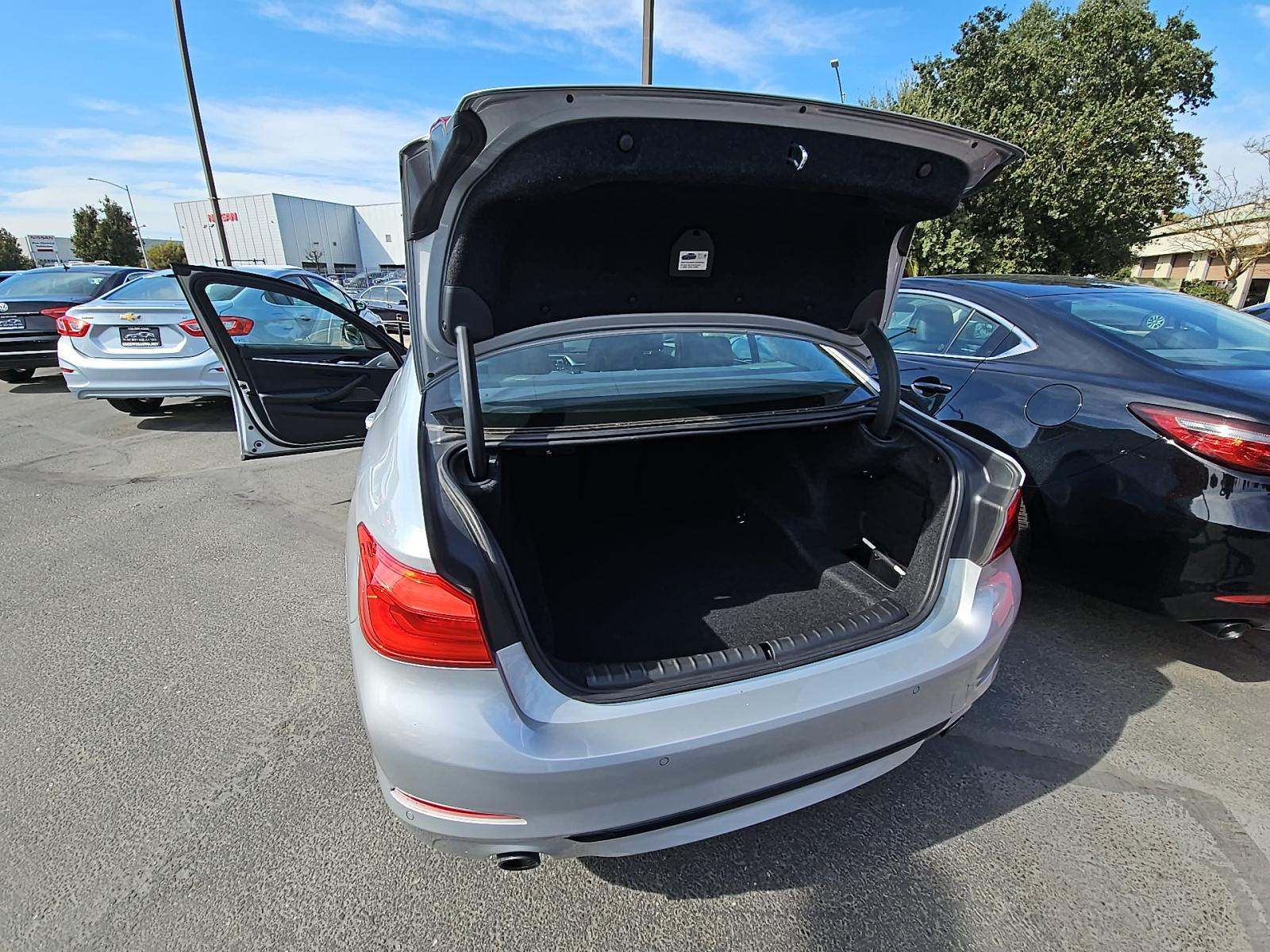 2017 BMW 5 Series 530i RWD