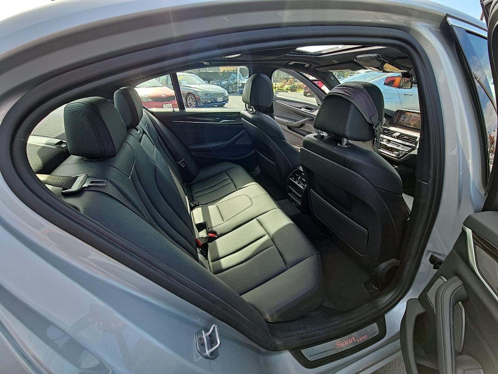 2017 BMW 5 Series 530i RWD