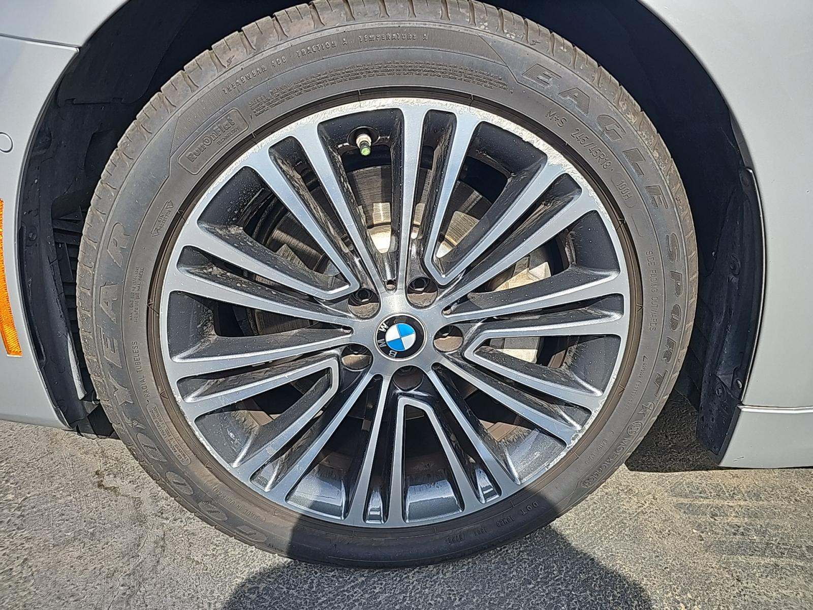 2017 BMW 5 Series 530i RWD