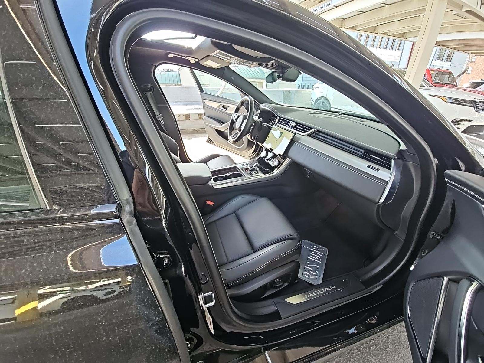 2024 Jaguar XF R-Dynamic SE AWD