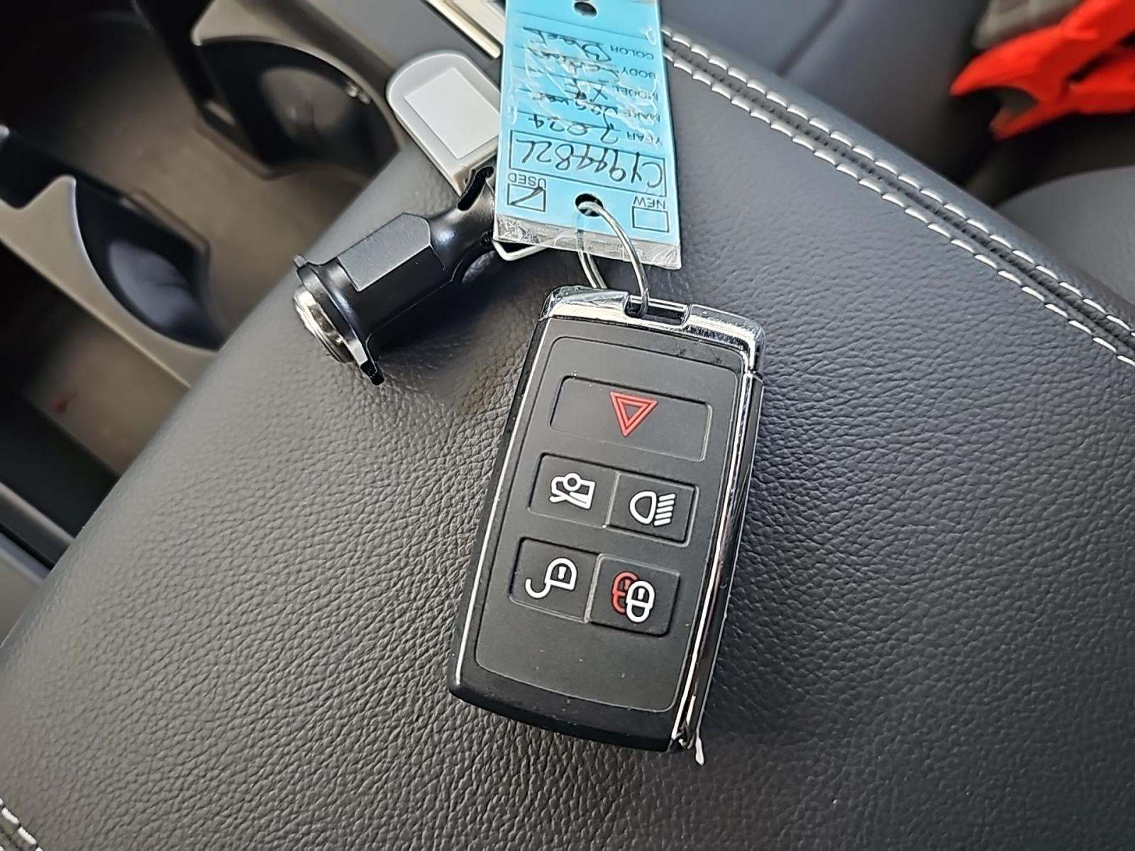 2024 Jaguar XF R-Dynamic SE AWD